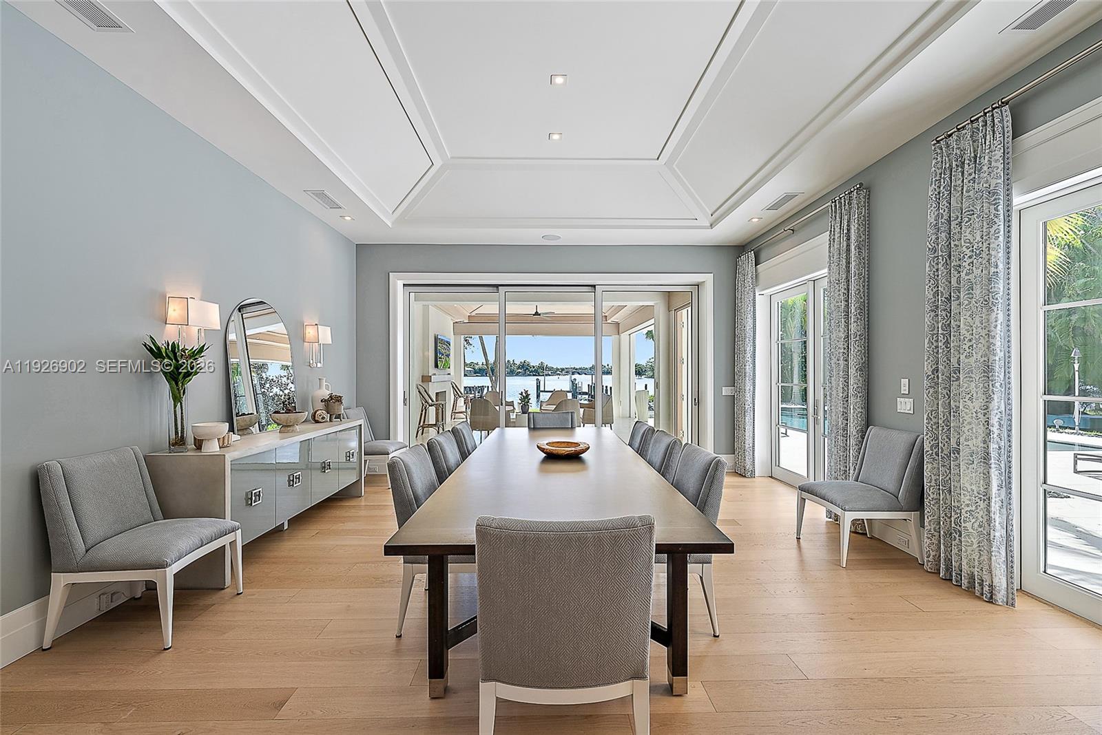 19651 Riverside Dr Jupiter, FL 33469