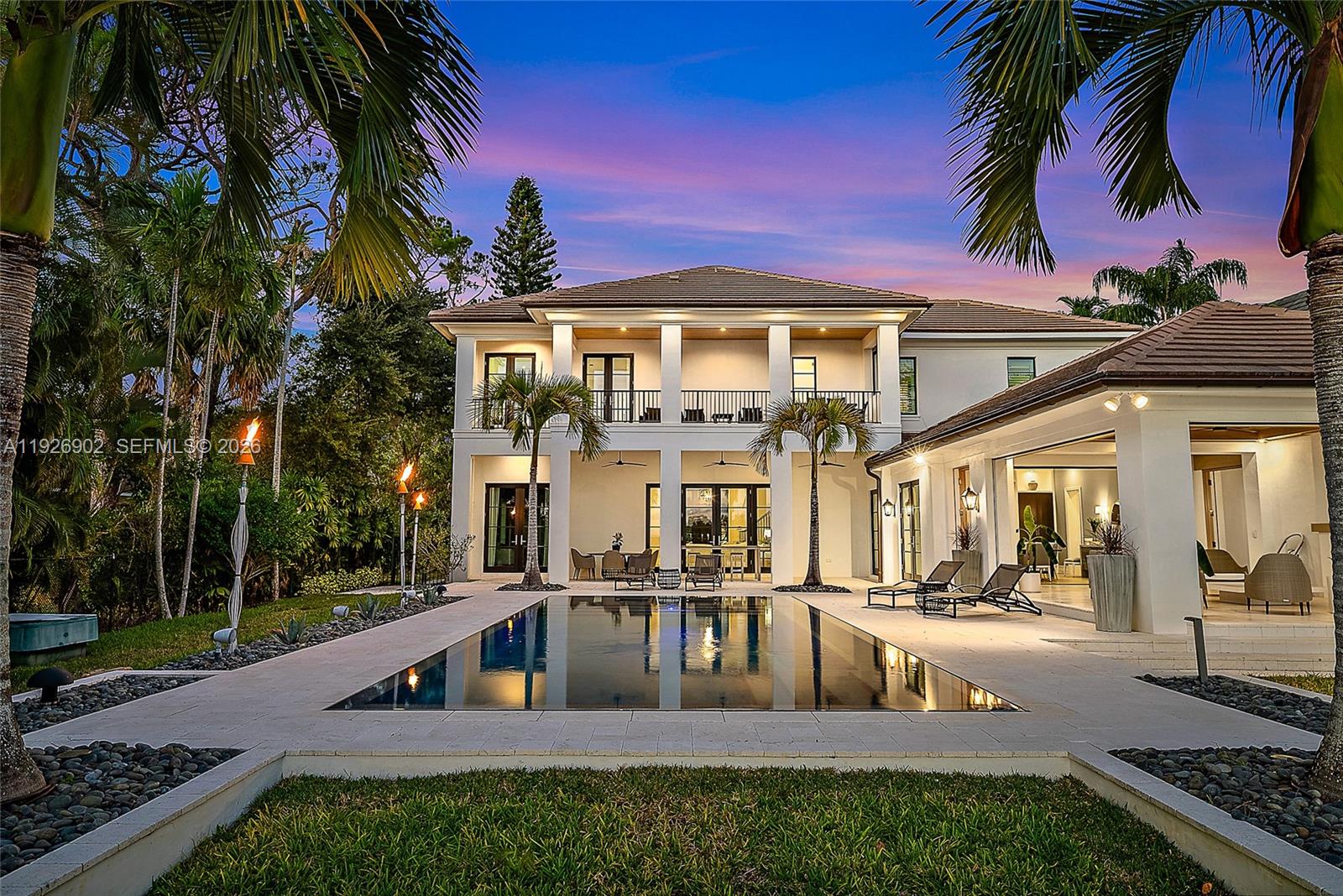 19651 Riverside Dr Jupiter, FL 33469