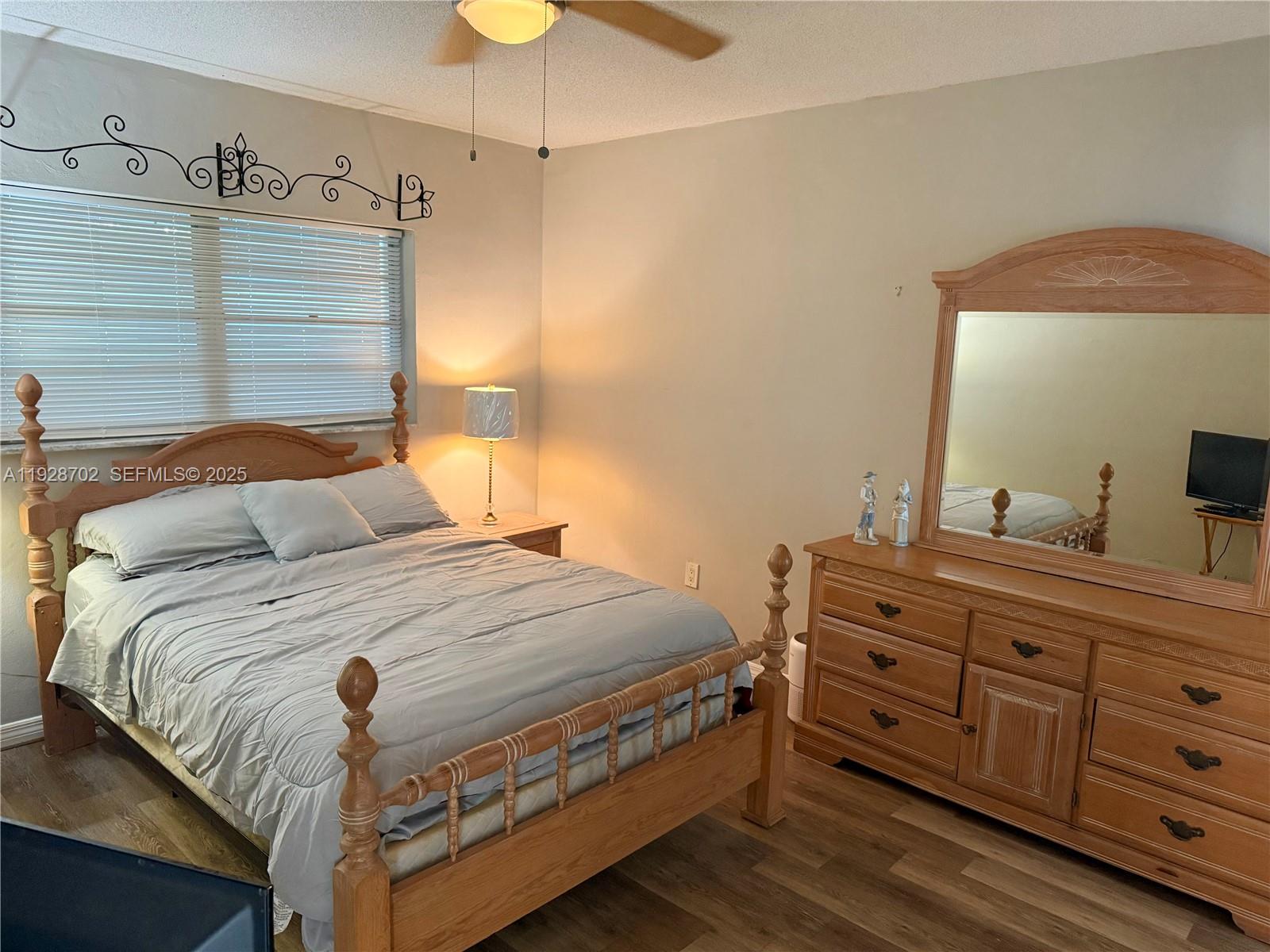 2820 NE 201st Ter #F217 Aventura, FL 33180