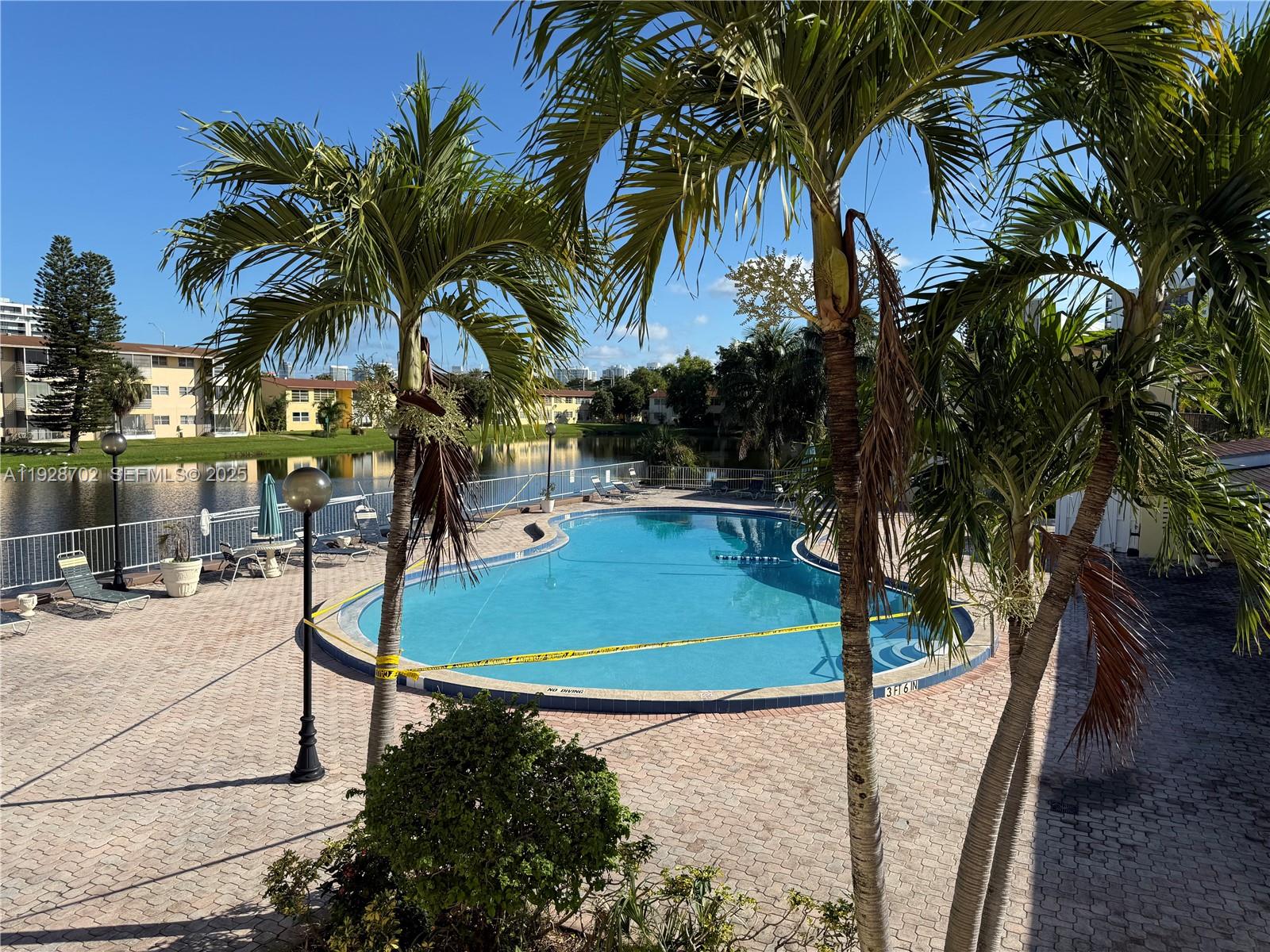 2820 NE 201st Ter #F217 Aventura, FL 33180