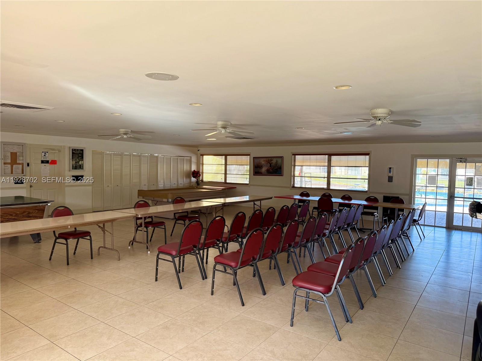 2820 NE 201st Ter #F217 Aventura, FL 33180