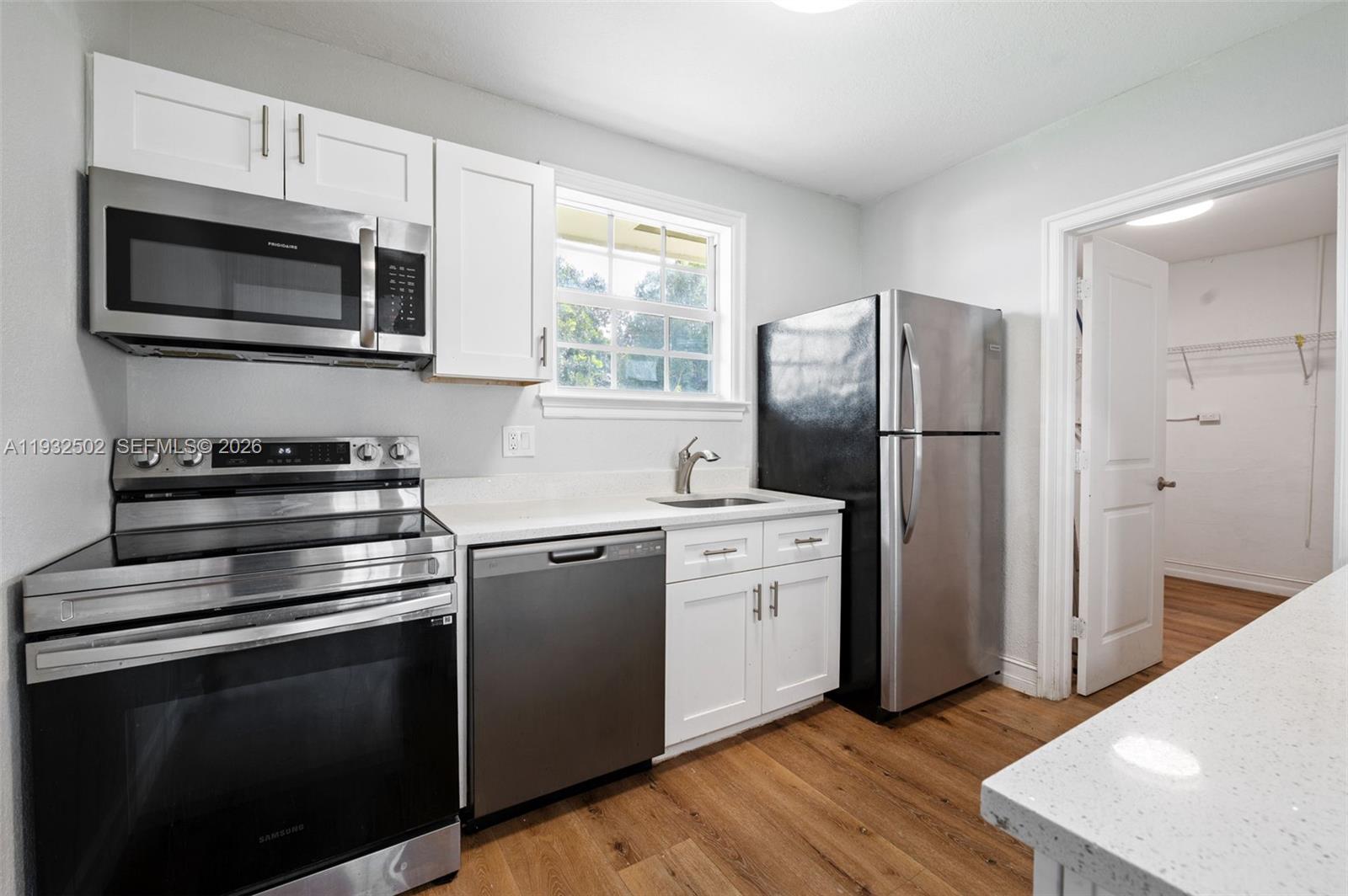 6894 3rd St Jupiter, FL 33458