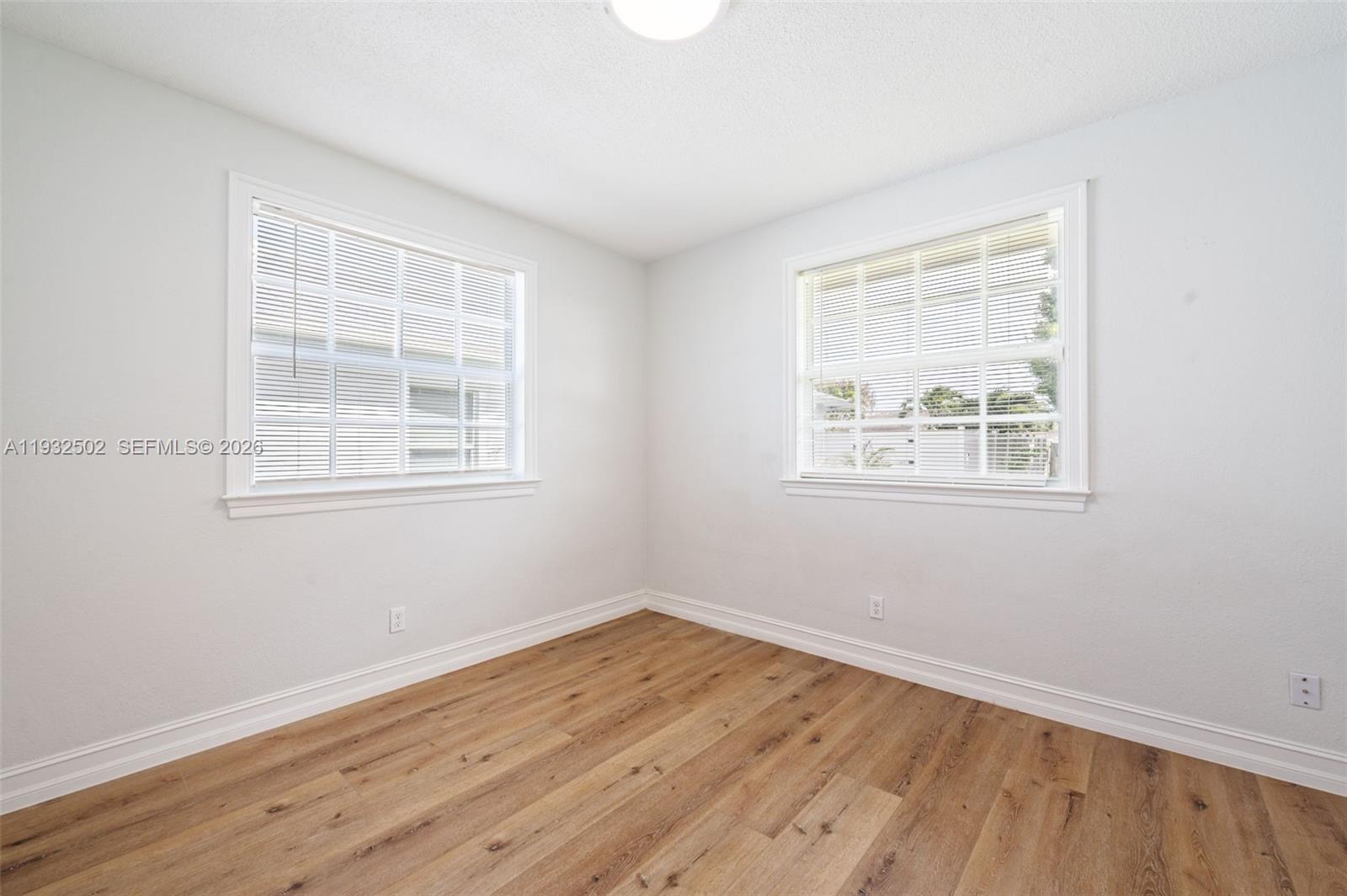 6894 3rd St Jupiter, FL 33458