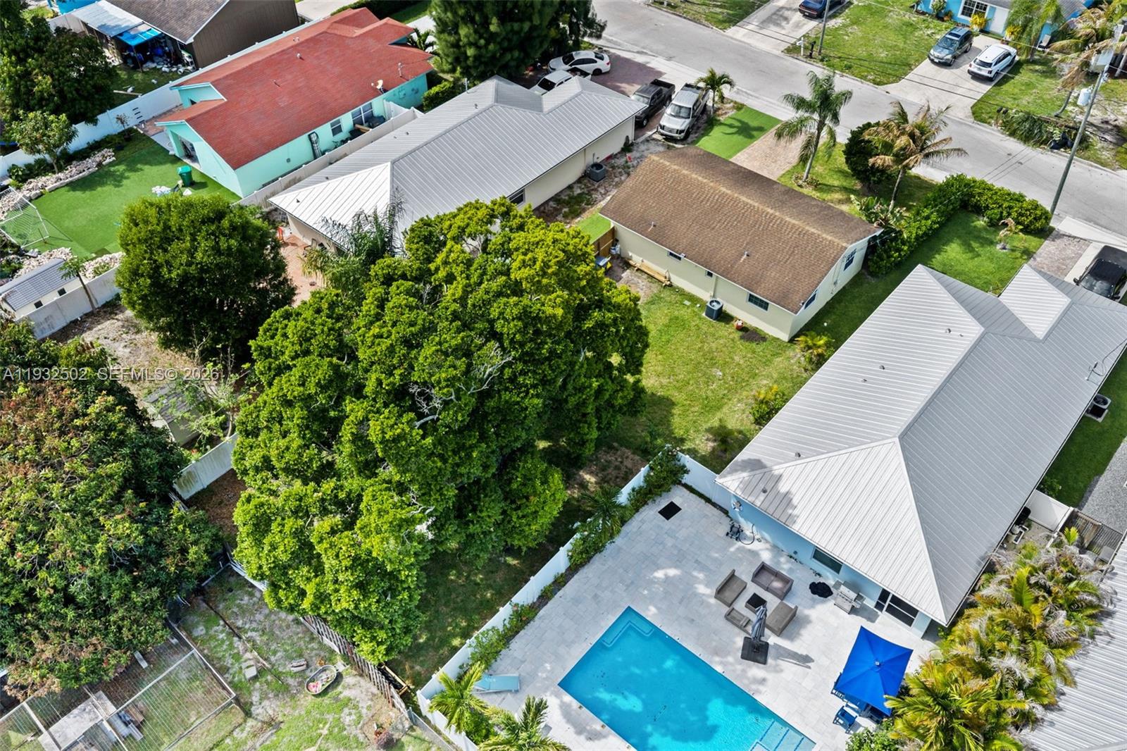 6894 3rd St Jupiter, FL 33458