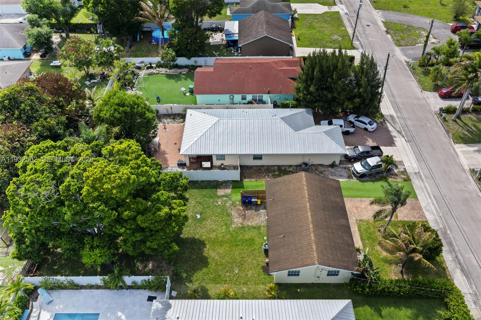 6894 3rd St Jupiter, FL 33458