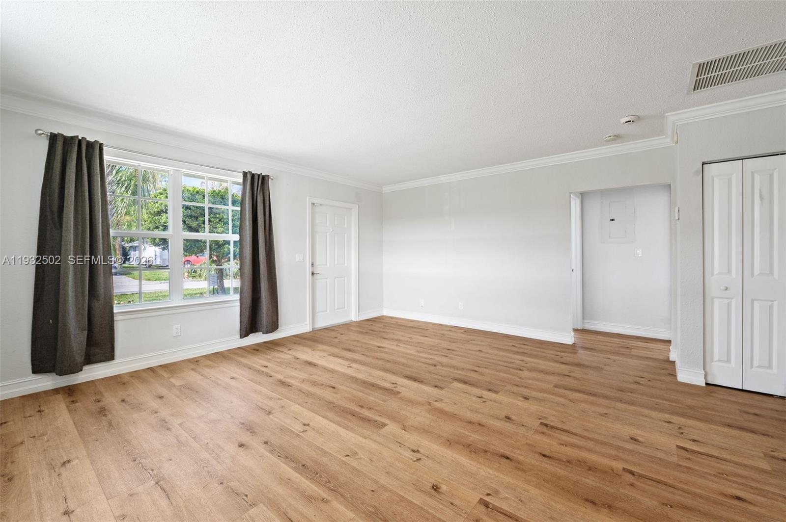 6894 3rd St Jupiter, FL 33458