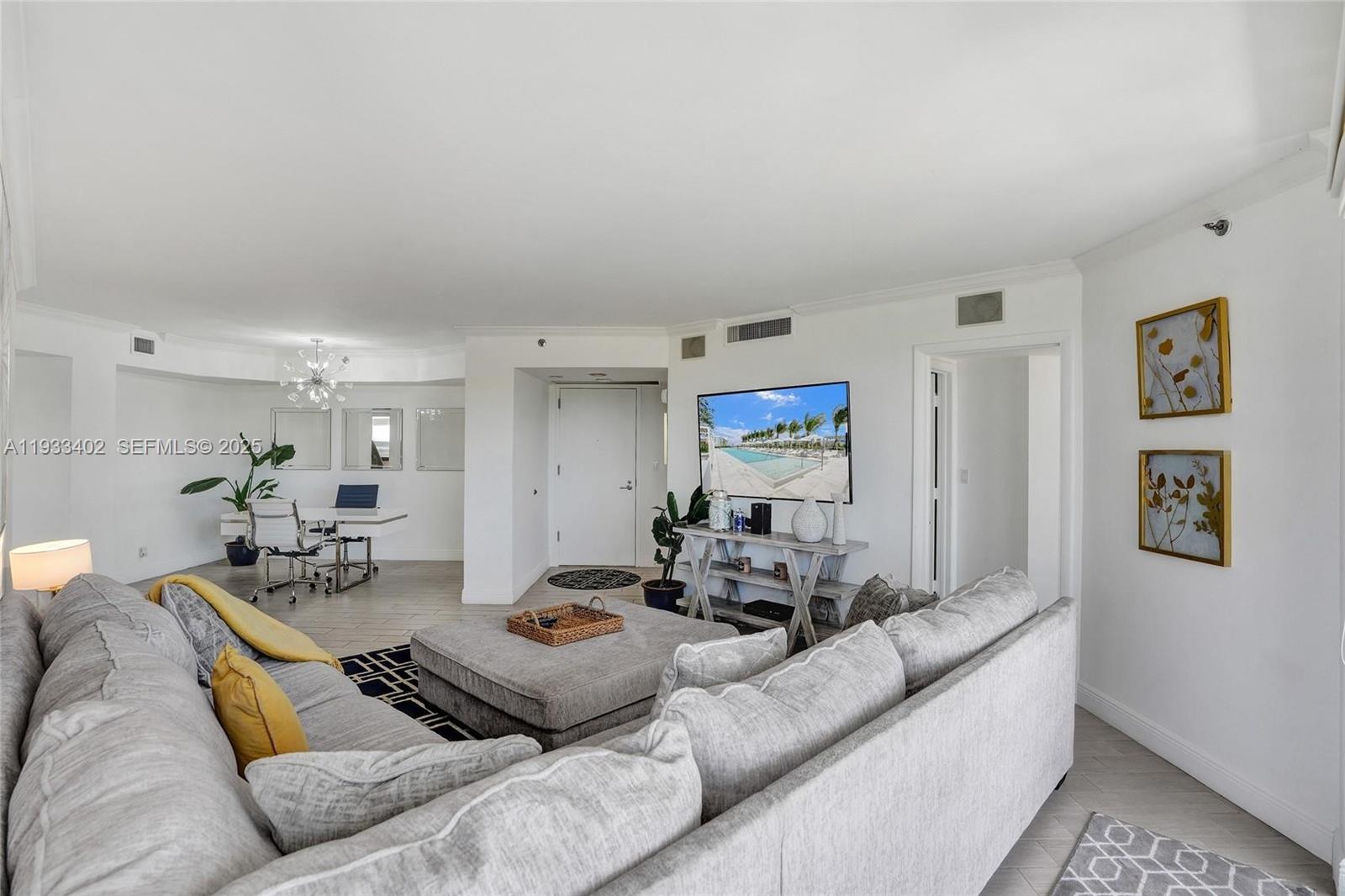 1000 E Island Blvd #503 Aventura, FL 33160