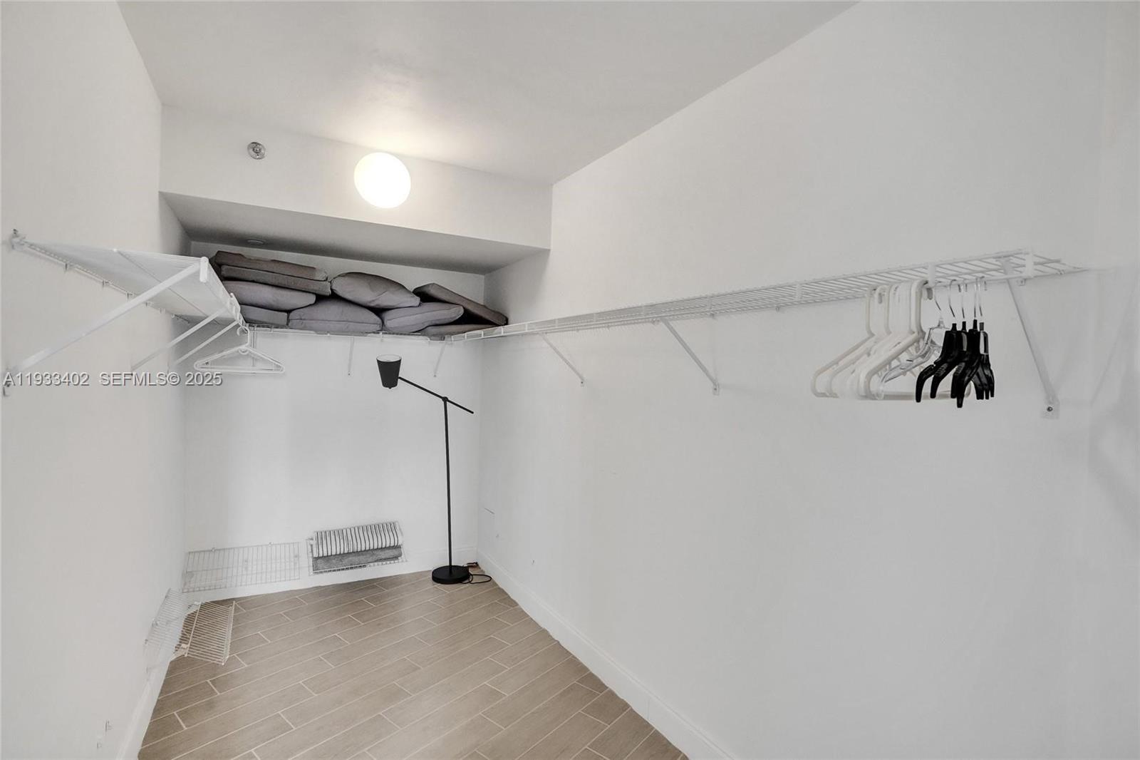 1000 E Island Blvd #503 Aventura, FL 33160