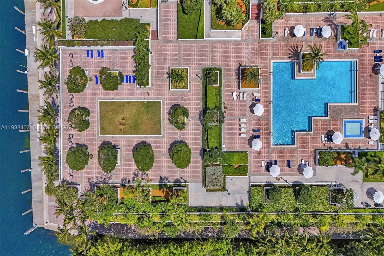 1000 E Island Blvd #503 Aventura, FL 33160