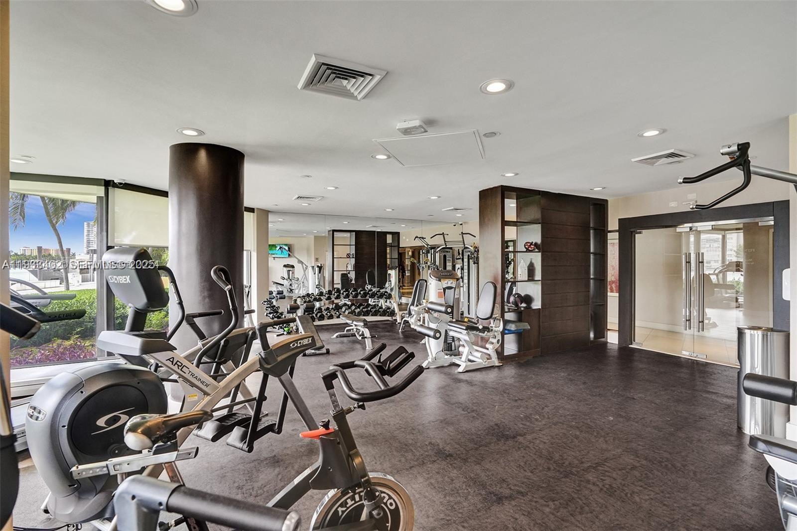 1000 E Island Blvd #503 Aventura, FL 33160