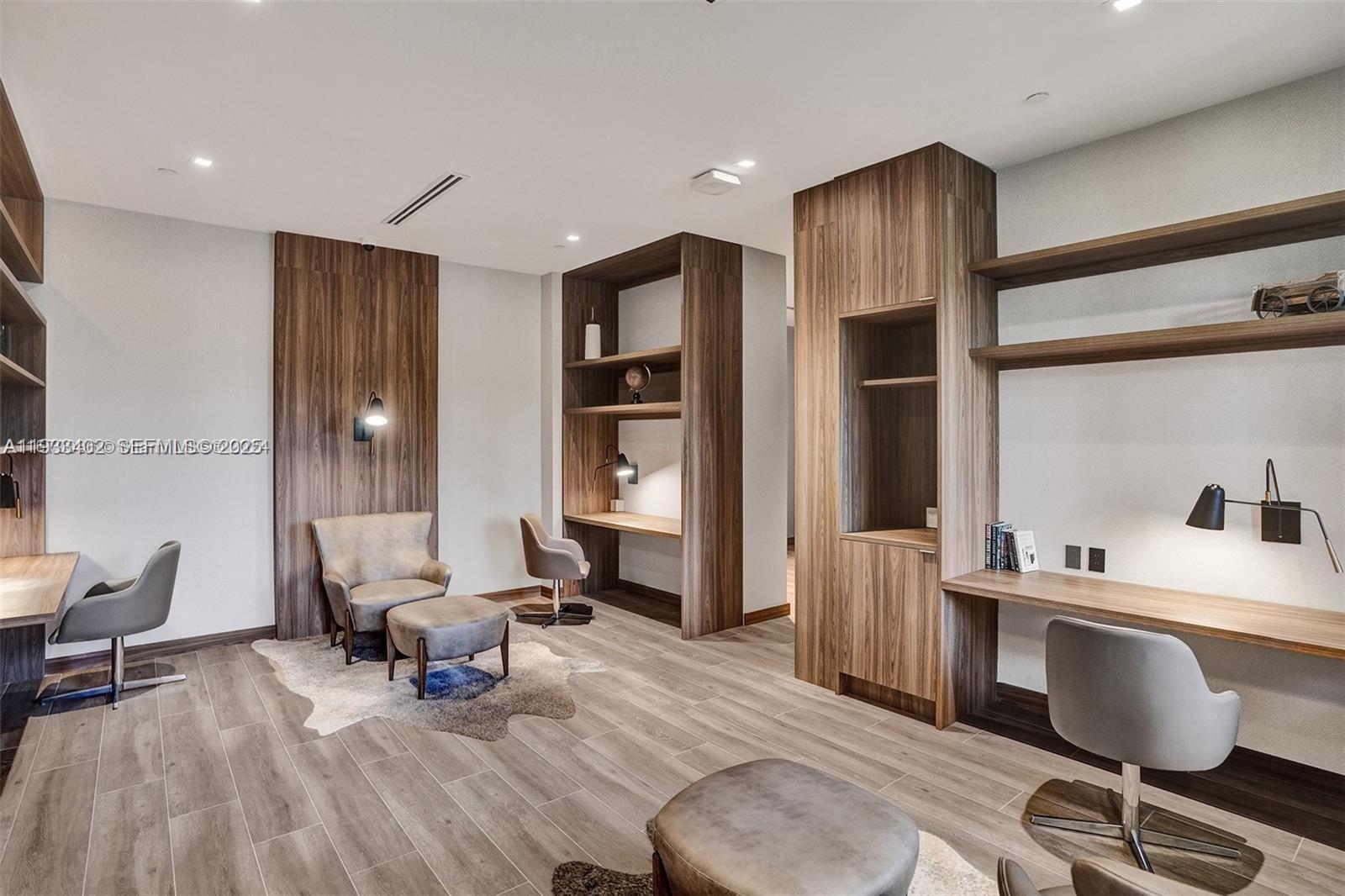 1000 E Island Blvd #503 Aventura, FL 33160