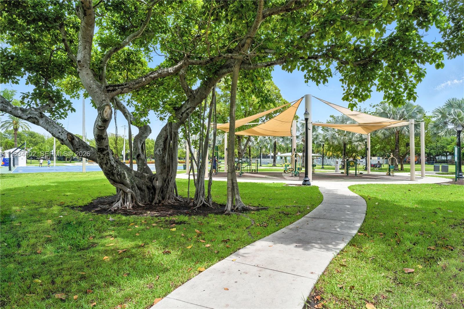 842 Meridian Ave #2A Miami Beach, FL 33139