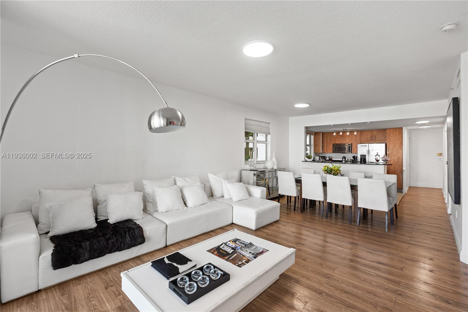 7918 Harbor Is Dr #212 North Bay Village, FL 33141