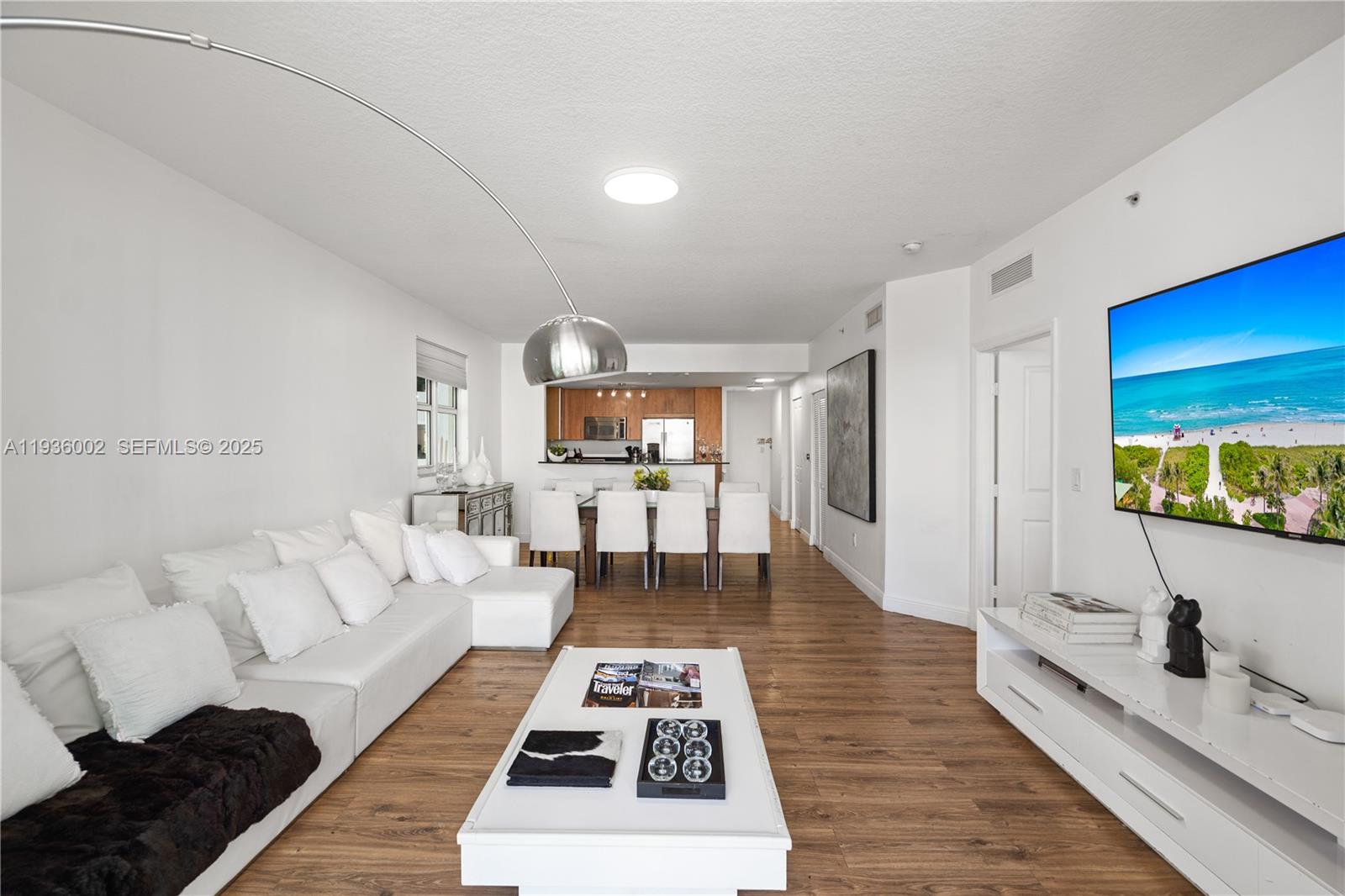 7918 Harbor Is Dr #212 North Bay Village, FL 33141