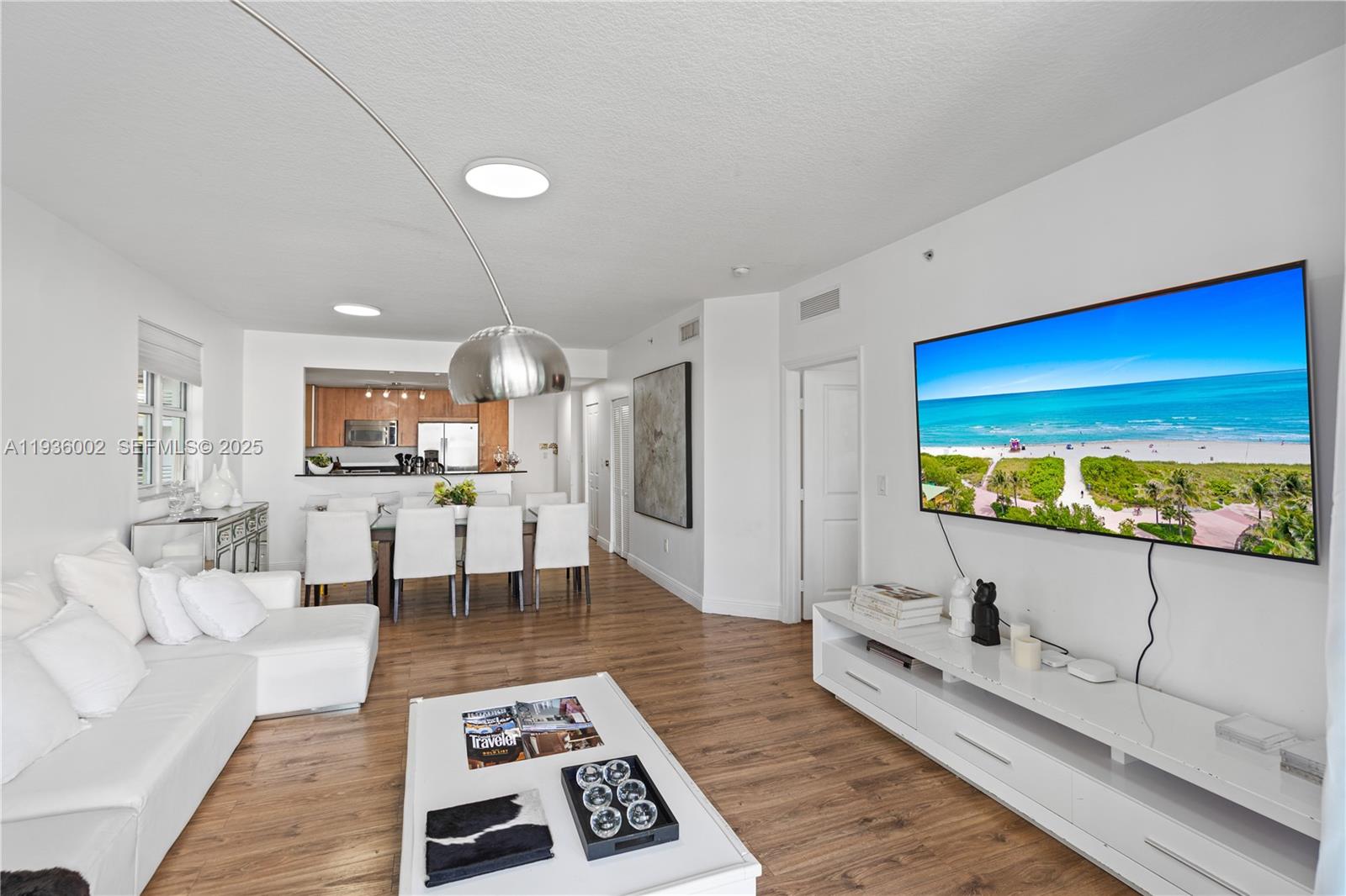 7918 Harbor Is Dr #212 North Bay Village, FL 33141