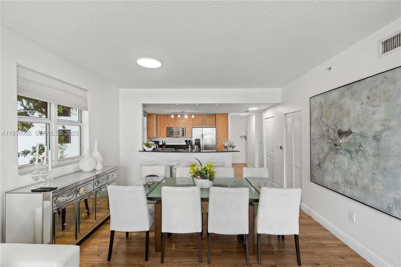 7918 Harbor Is Dr #212 North Bay Village, FL 33141