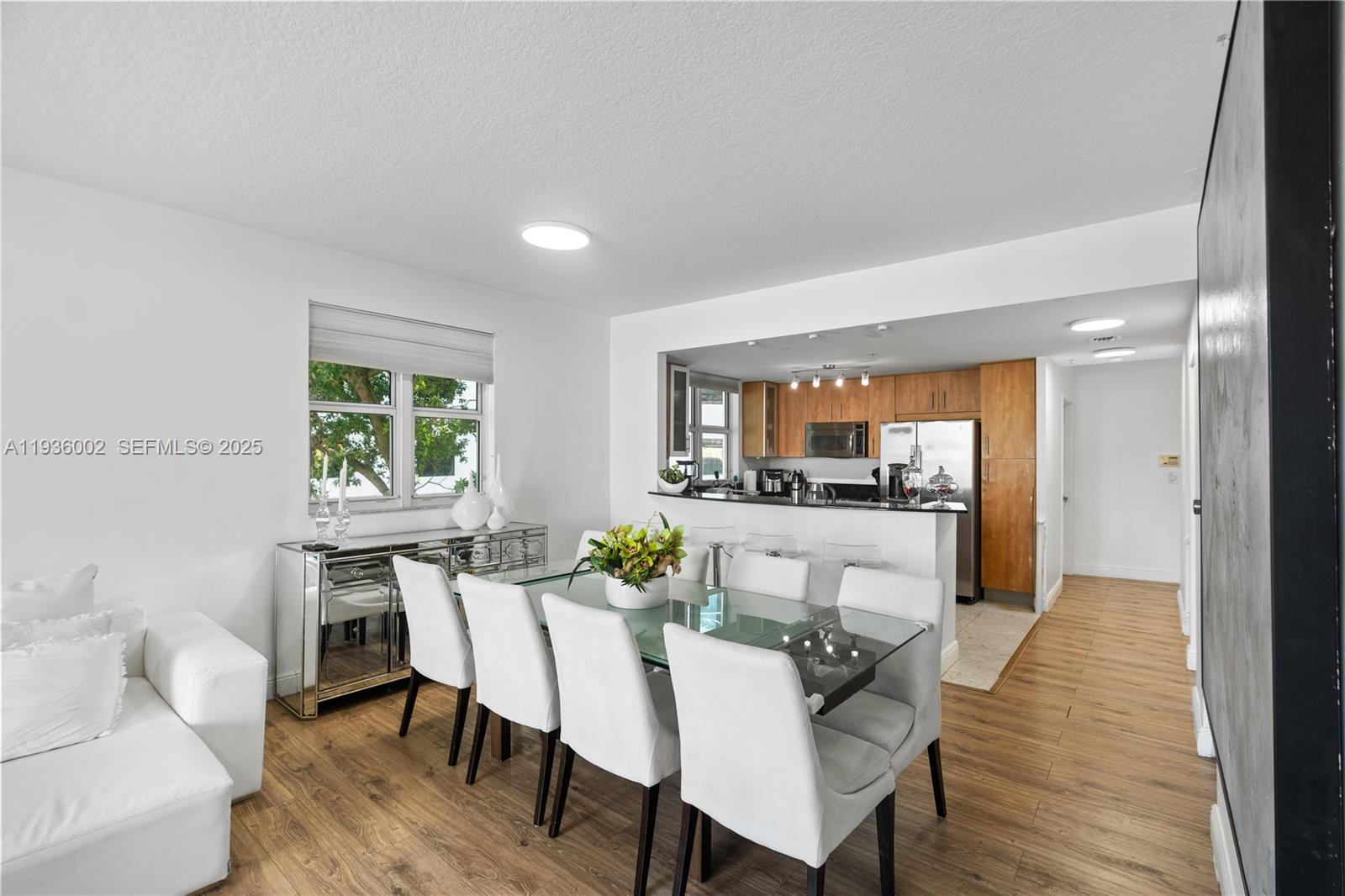 7918 Harbor Is Dr #212 North Bay Village, FL 33141