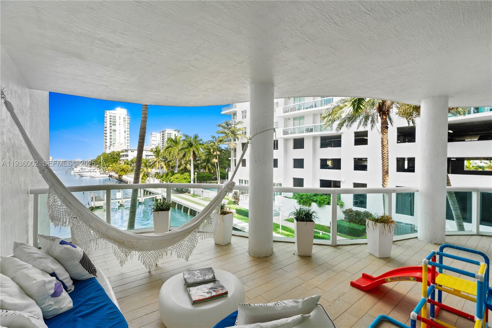 7918 Harbor Is Dr #212 North Bay Village, FL 33141