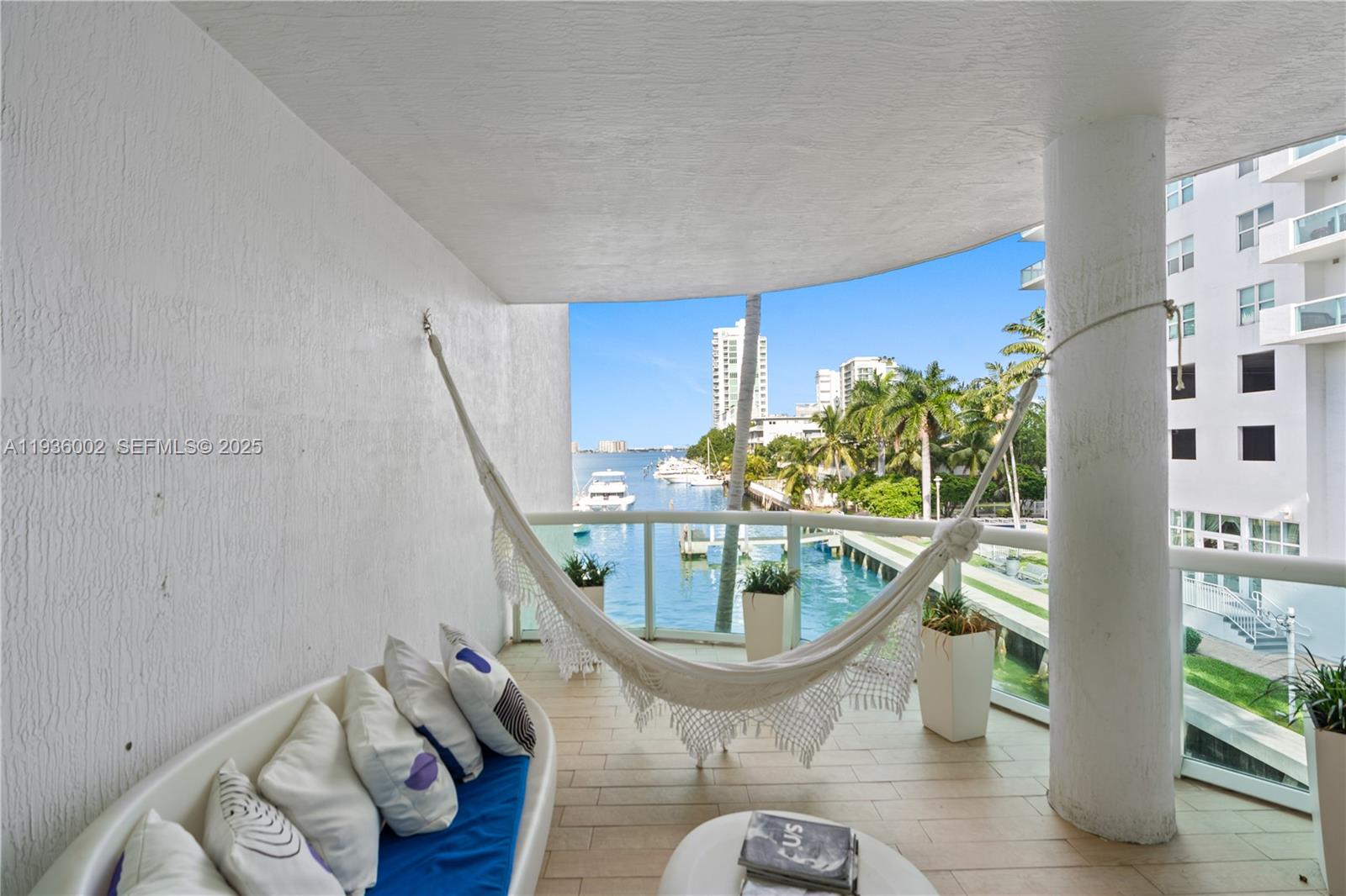 7918 Harbor Is Dr #212 North Bay Village, FL 33141