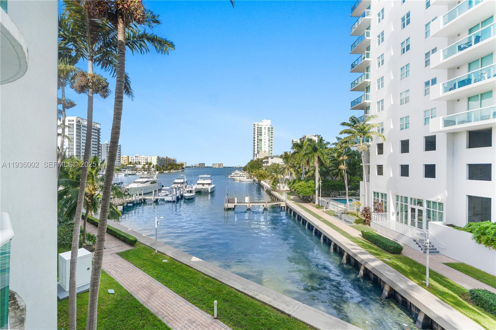 7918 Harbor Is Dr #212 North Bay Village, FL 33141
