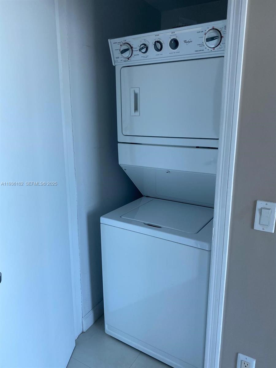 image Infinity at Brickell1