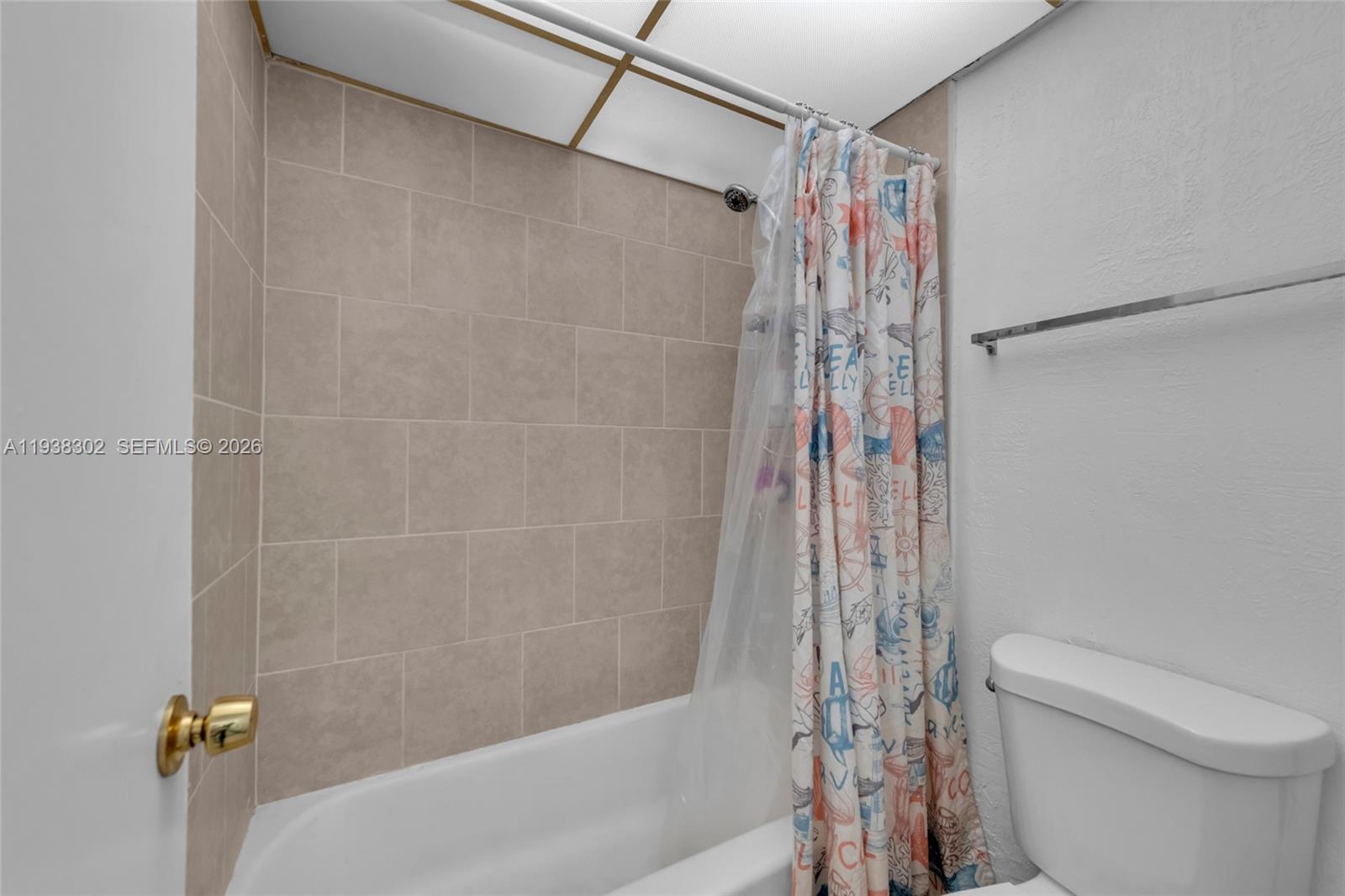 1250 NE 125th St #311C North Miami, FL 33161