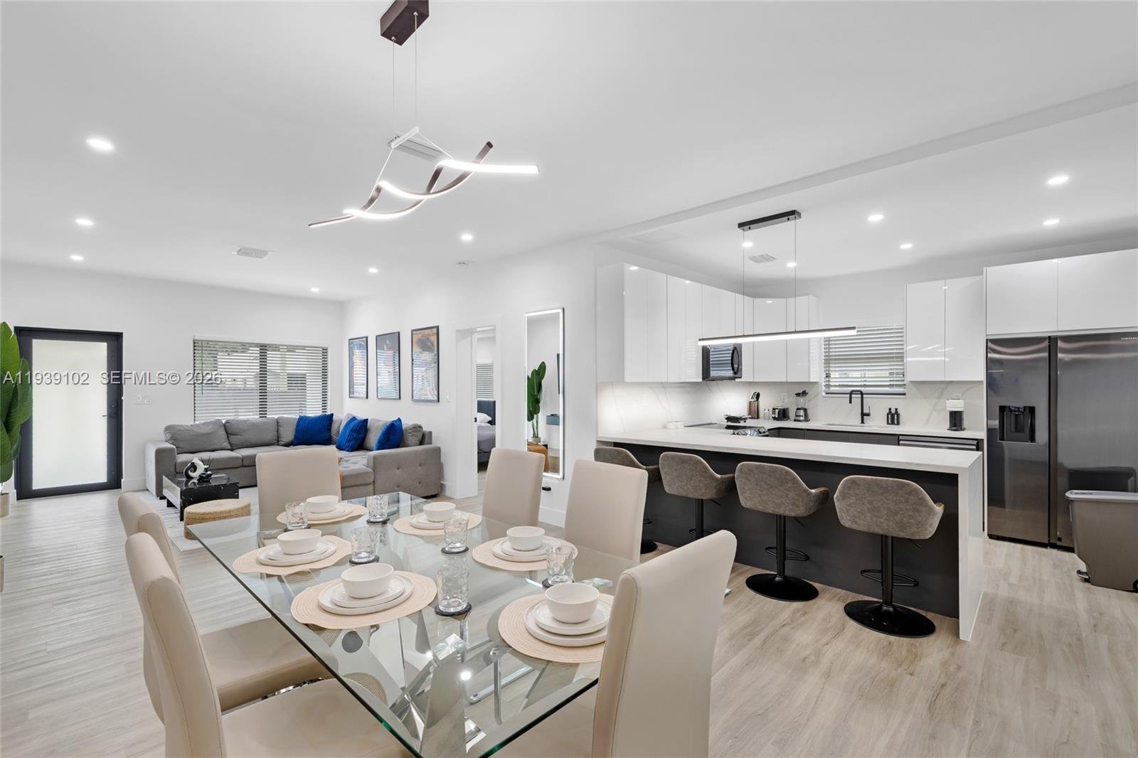 121 NW 53rd St Miami, FL 33127