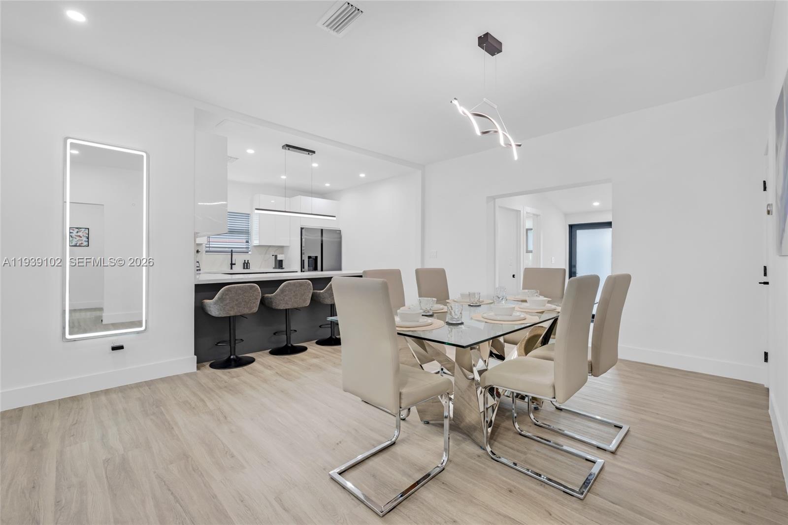 121 NW 53rd St Miami, FL 33127