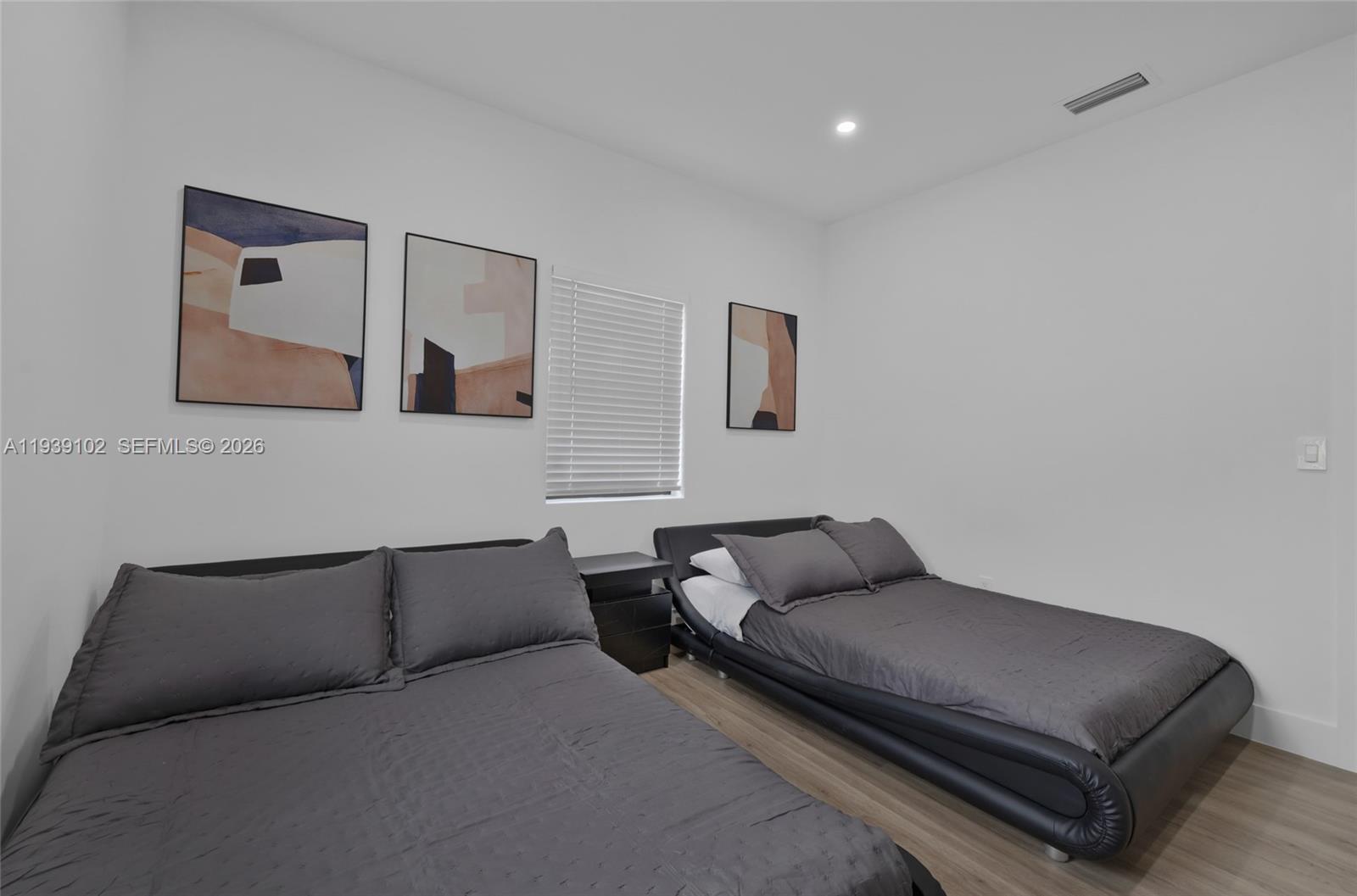 121 NW 53rd St Miami, FL 33127