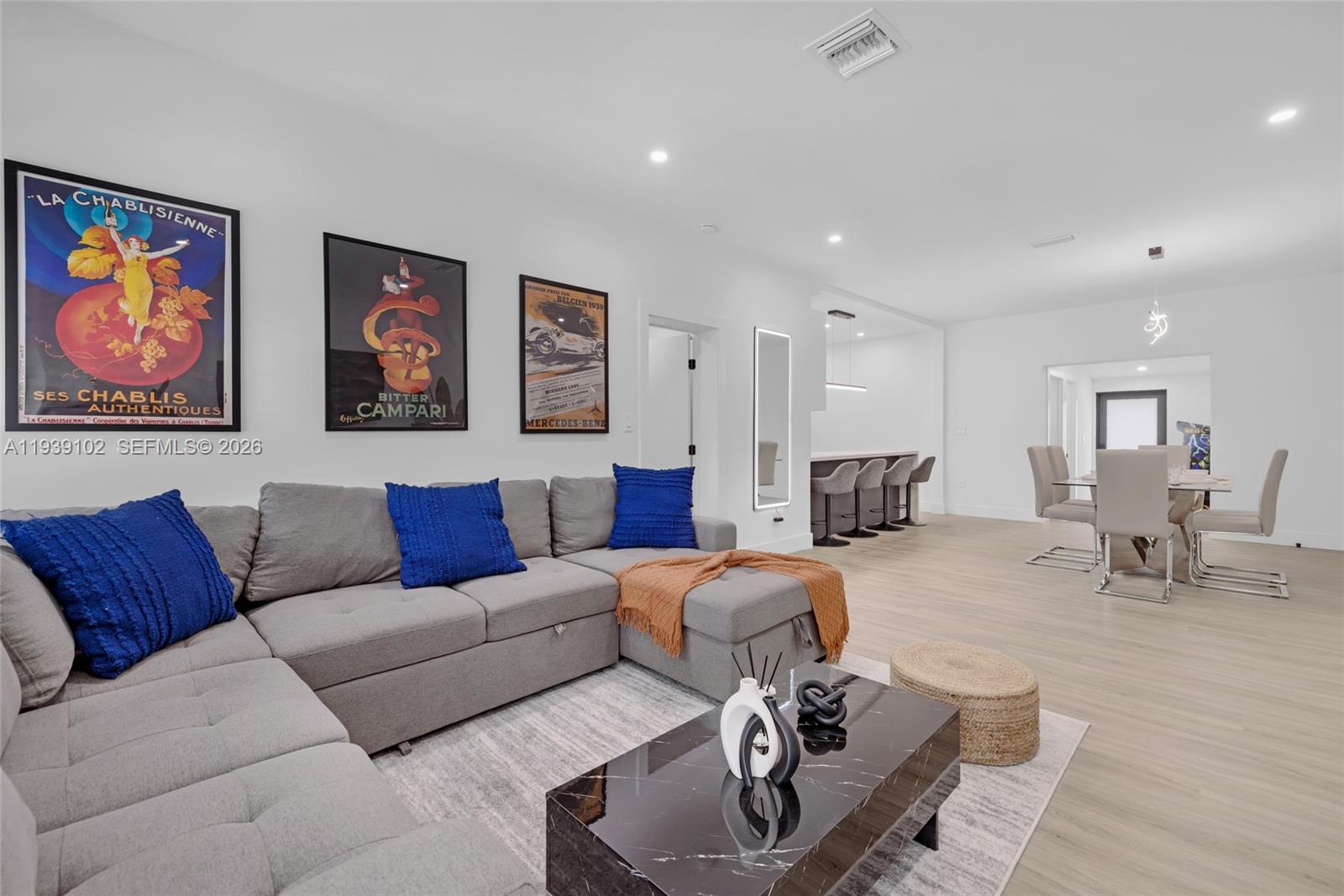 121 NW 53rd St Miami, FL 33127