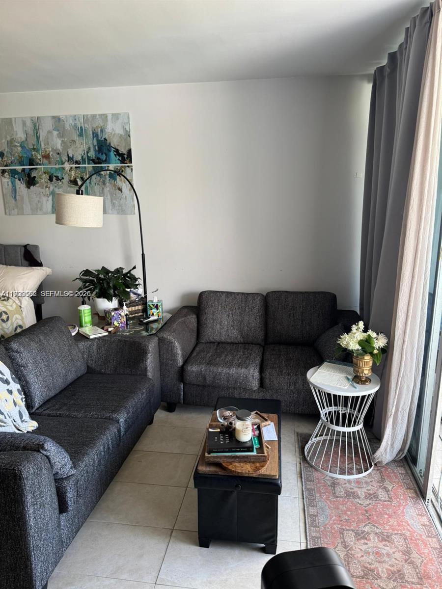 1865 79th St Cswy #3F North Bay Village, FL 33141