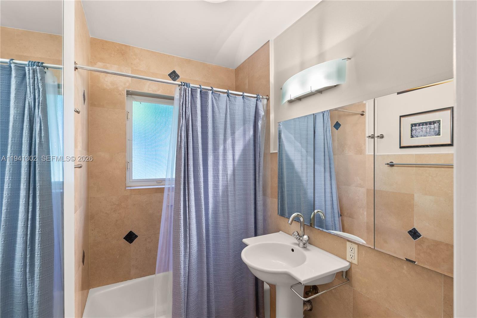 5343 Orduna Dr Coral Gables, FL 33146