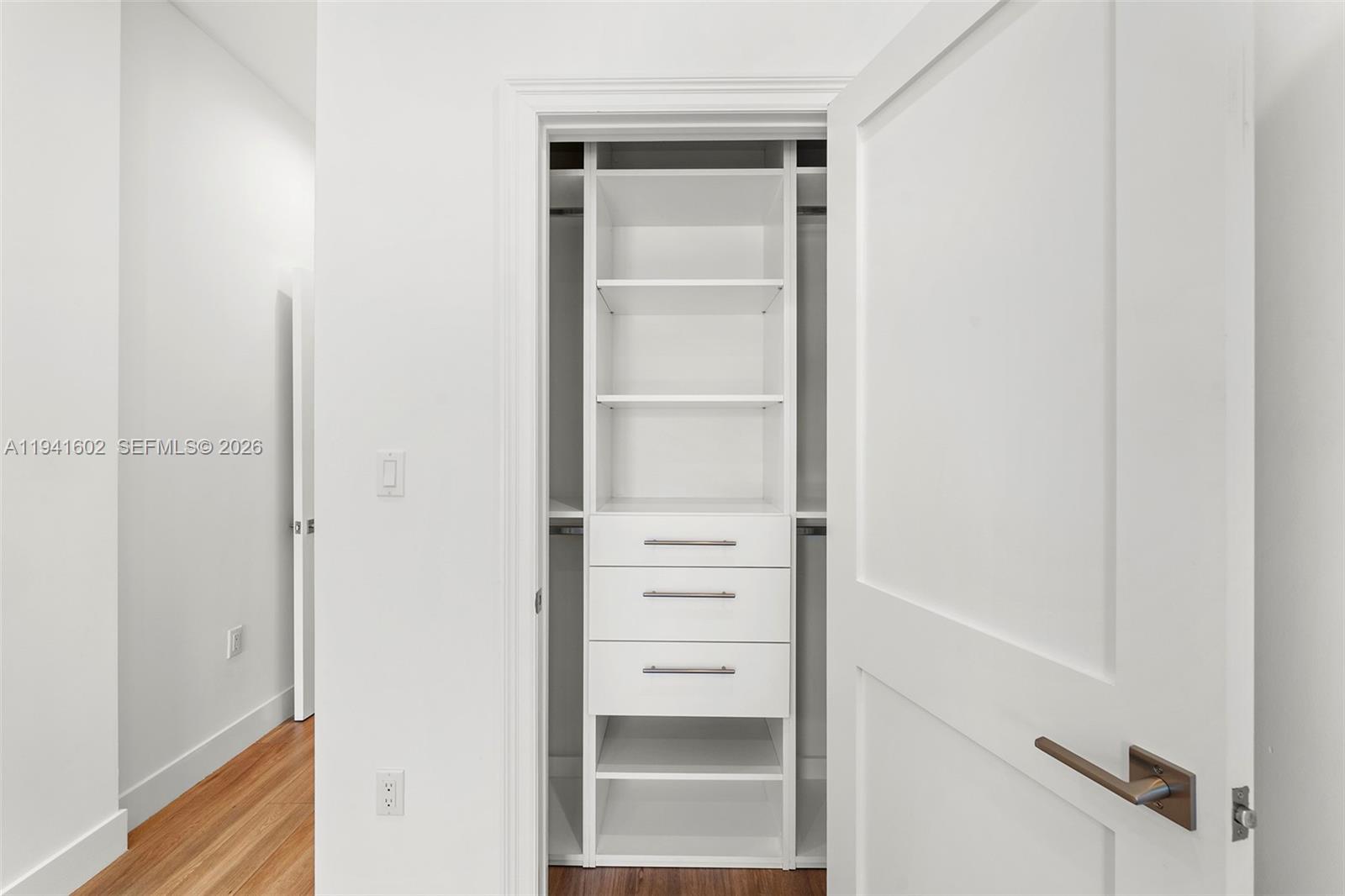 315 Santander Ave #311 Coral Gables, FL 33134