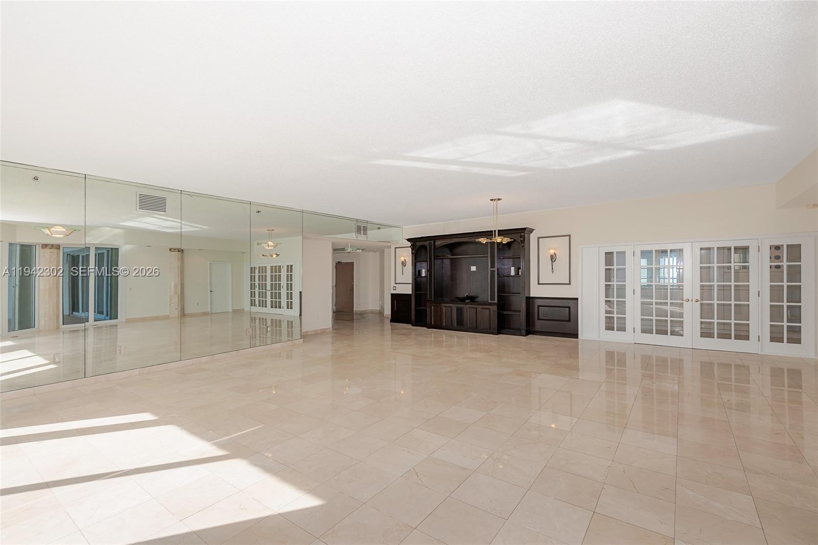 16445 Collins Ave #321 Sunny Isles Beach, FL 33160