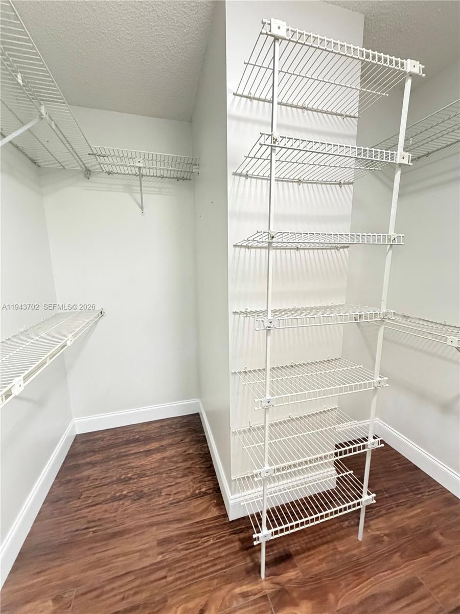 919 Hillcrest Dr #304 Hollywood, FL 33021