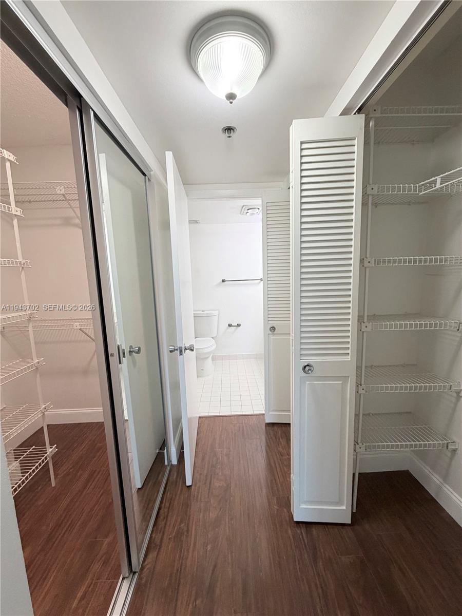 919 Hillcrest Dr #304 Hollywood, FL 33021