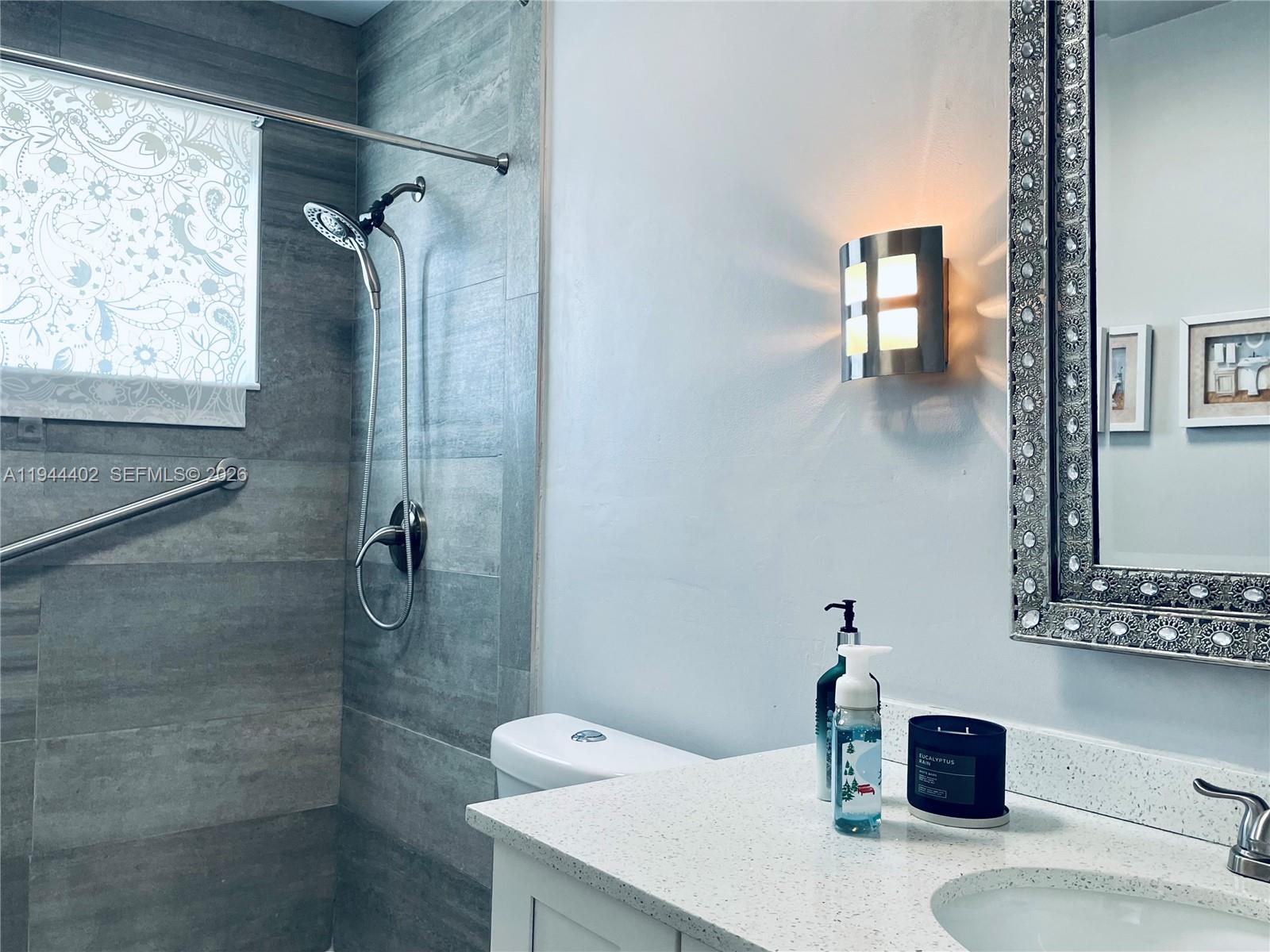 2300 Park Ln #201 Hollywood, FL 33021