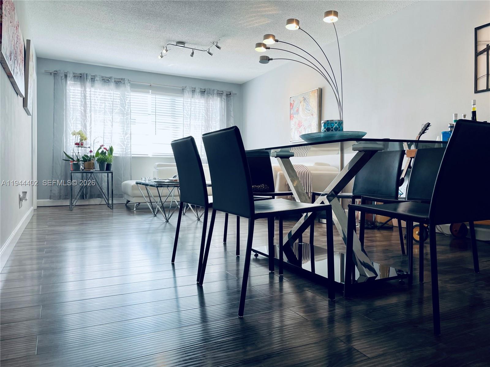 2300 Park Ln #201 Hollywood, FL 33021