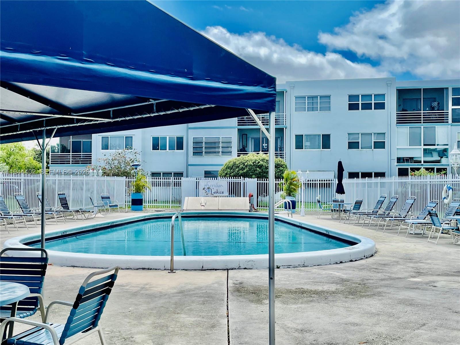 2300 Park Ln #201 Hollywood, FL 33021