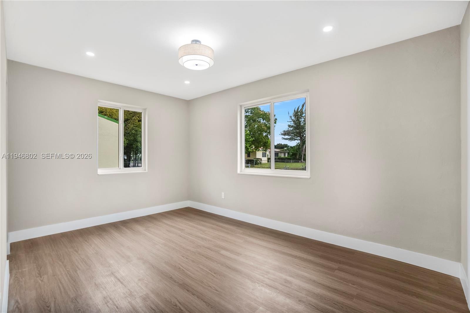 1151 NW 45th St Miami, FL 33127