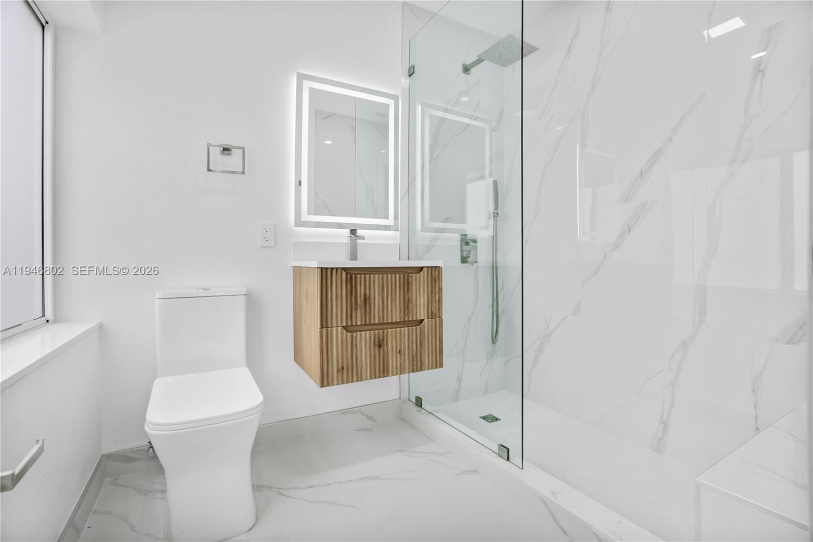 1151 NW 45th St Miami, FL 33127