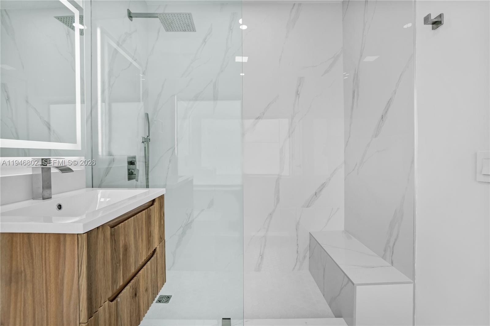 1151 NW 45th St Miami, FL 33127