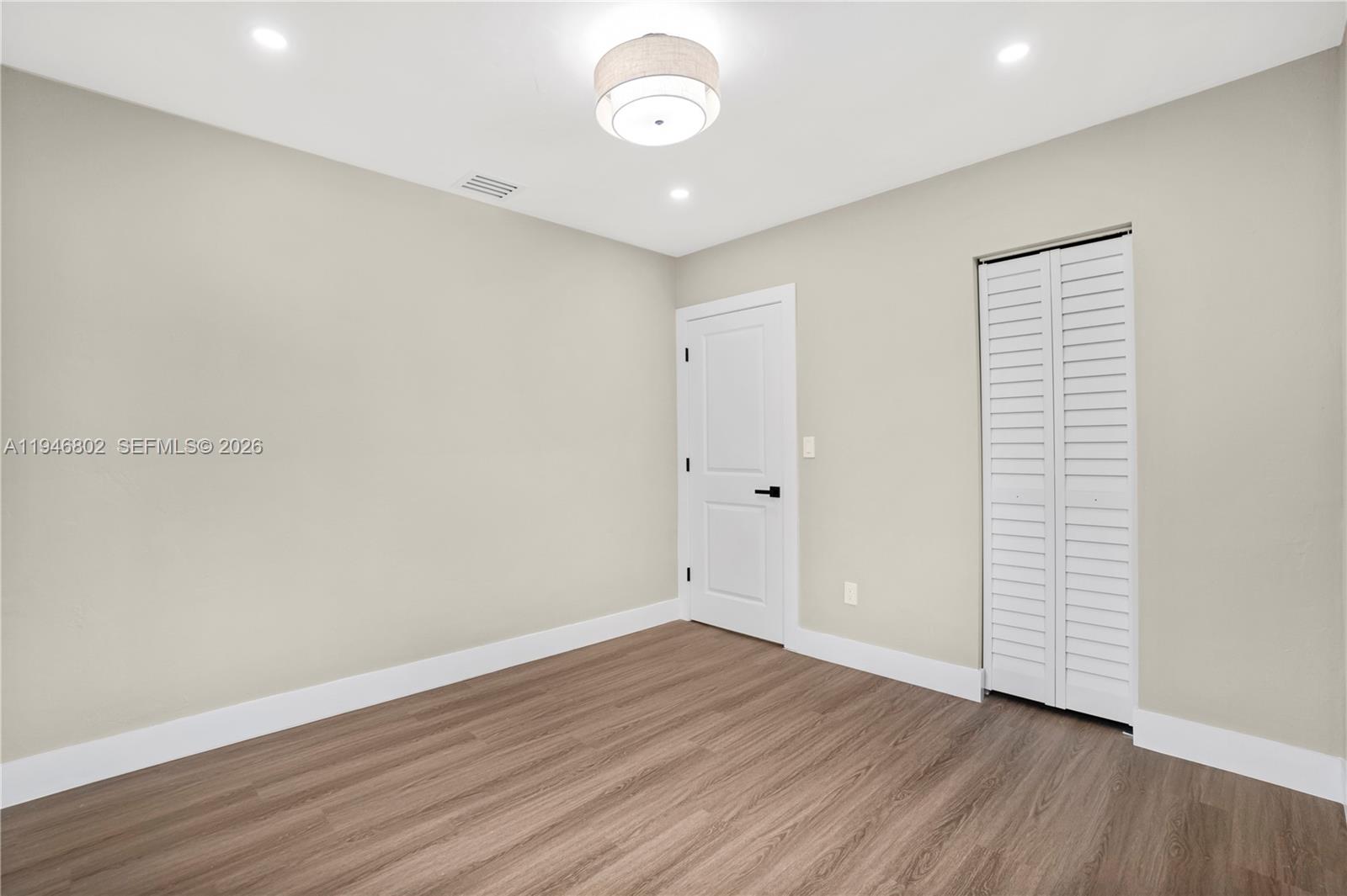 1151 NW 45th St Miami, FL 33127