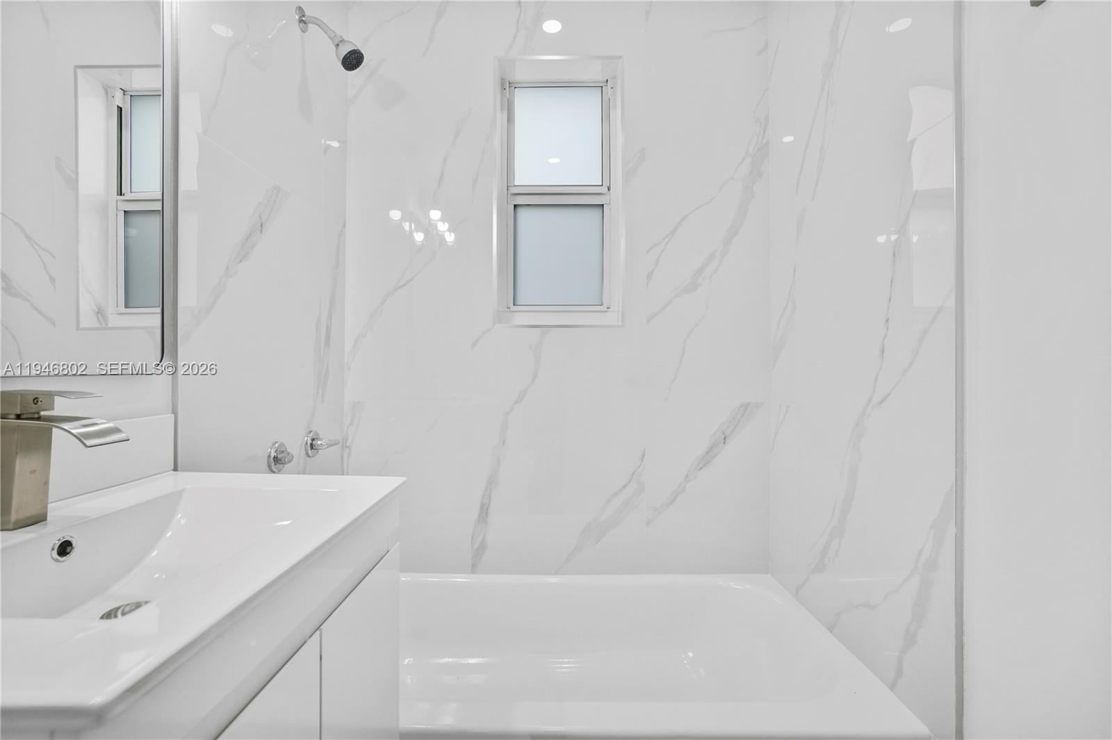 1151 NW 45th St Miami, FL 33127