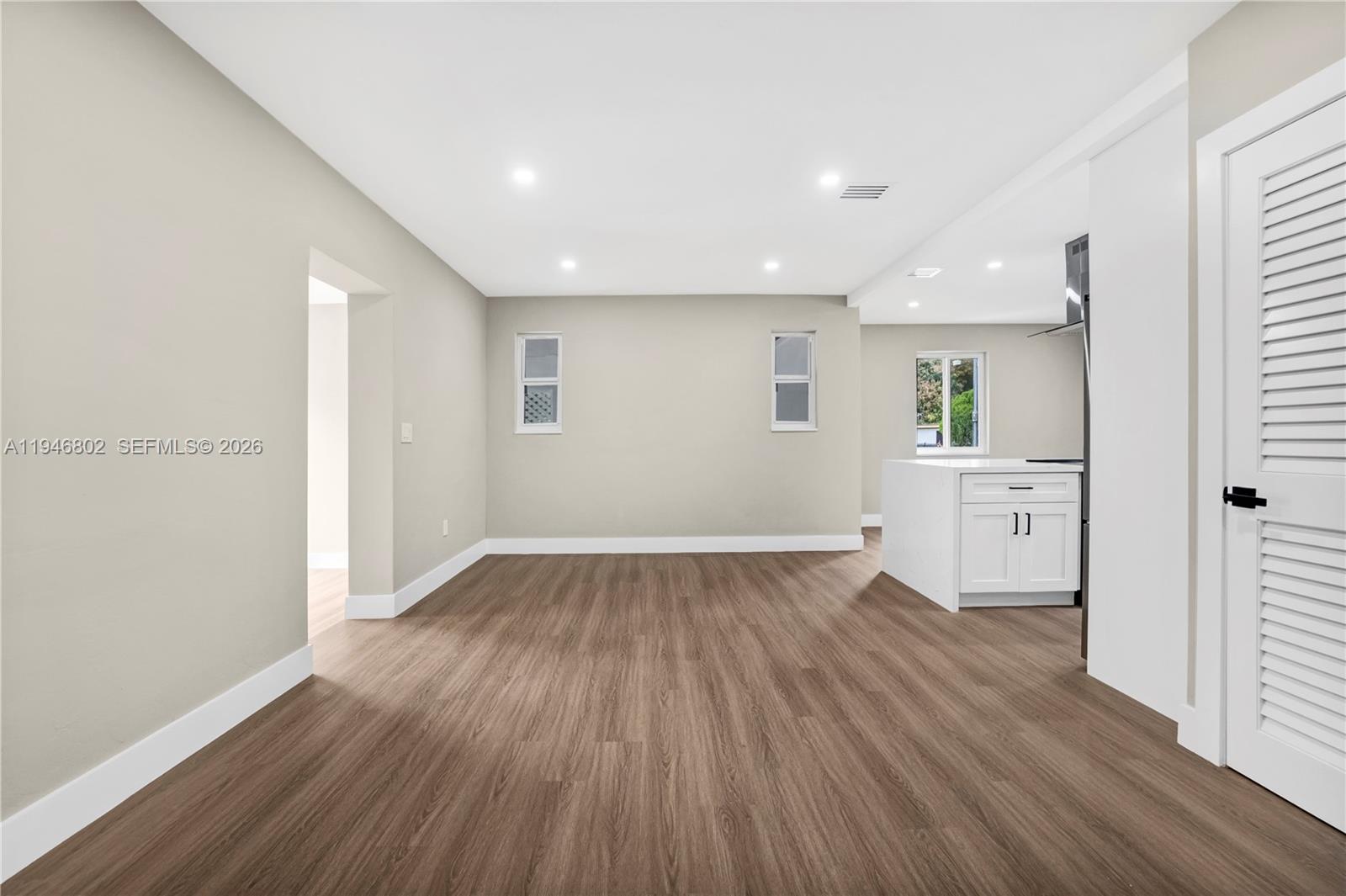 1151 NW 45th St Miami, FL 33127