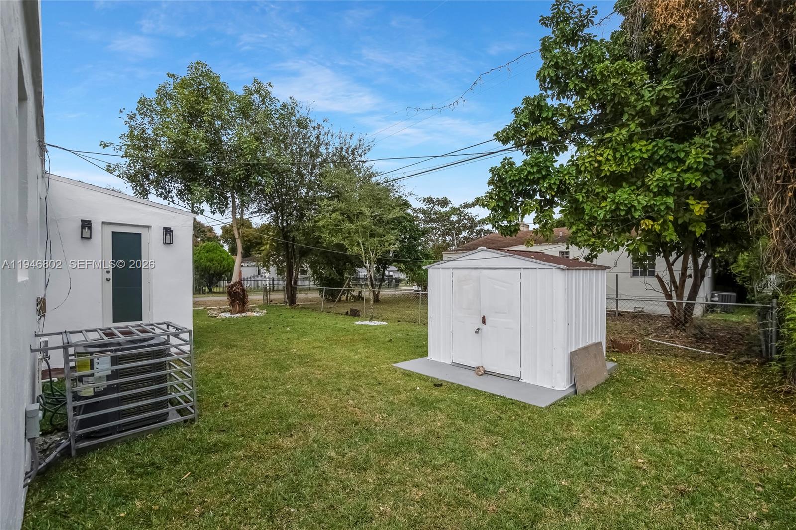 1151 NW 45th St Miami, FL 33127