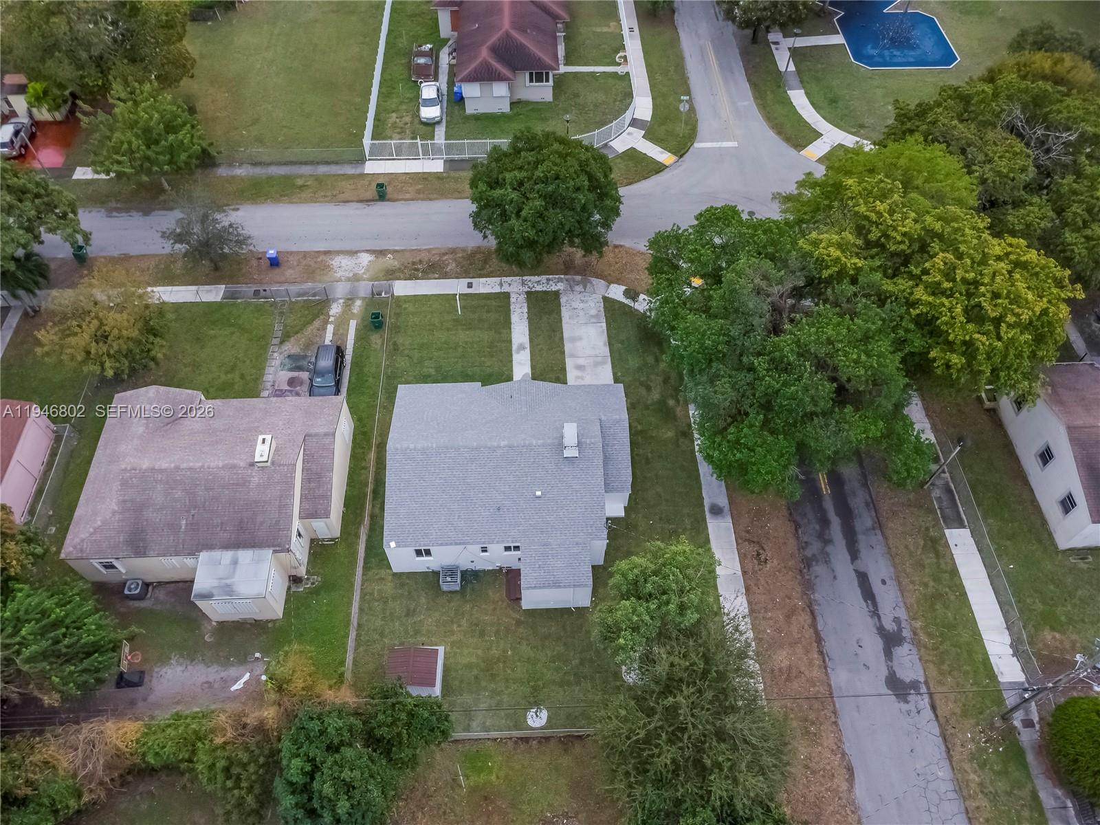 1151 NW 45th St Miami, FL 33127