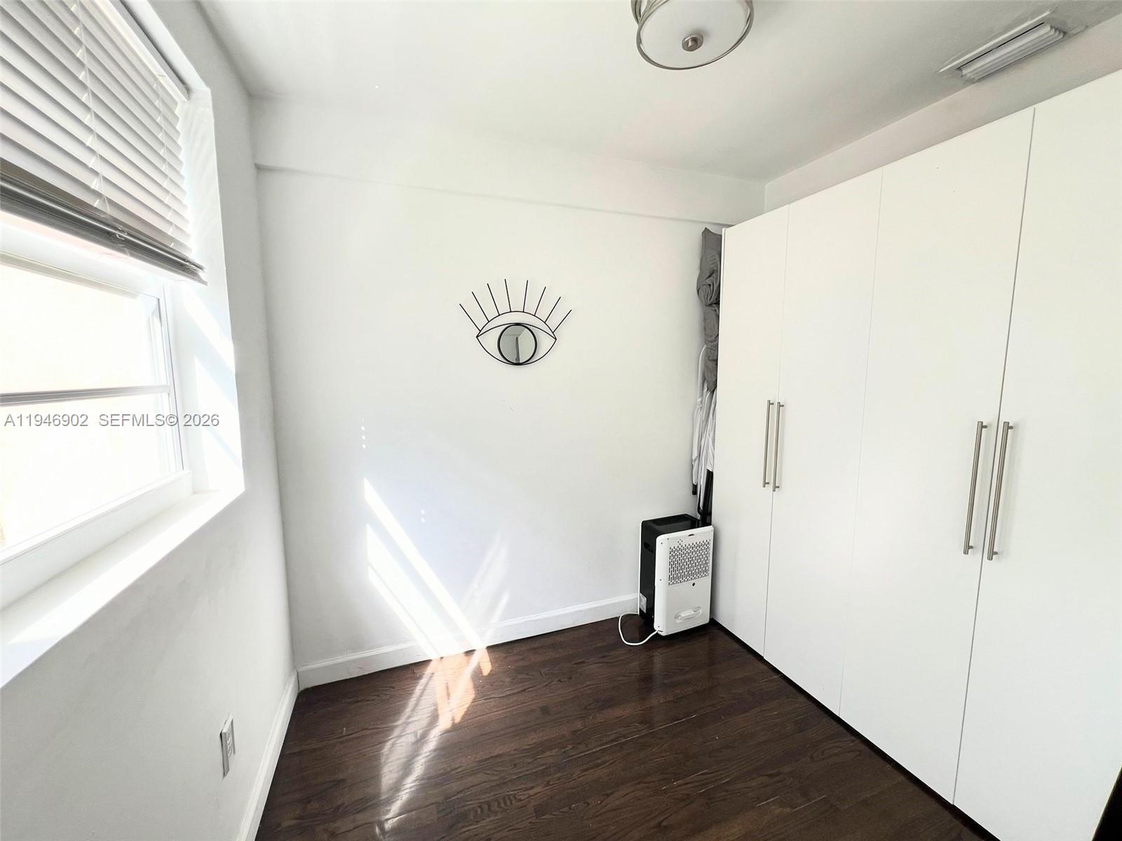 6881 Bay Dr #1 Miami Beach, FL 33141