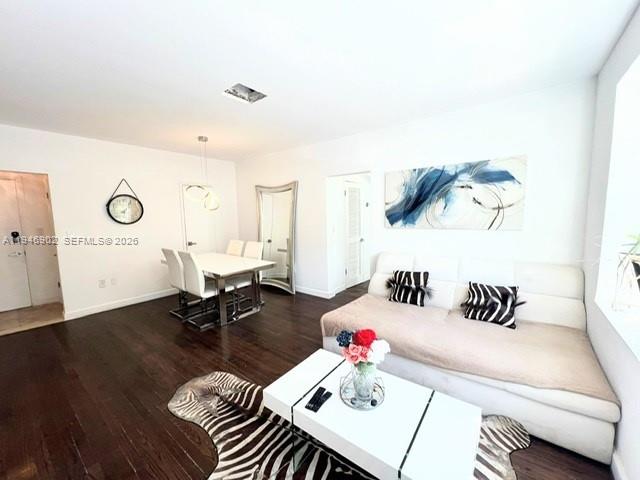 6881 Bay Dr #1 Miami Beach, FL 33141