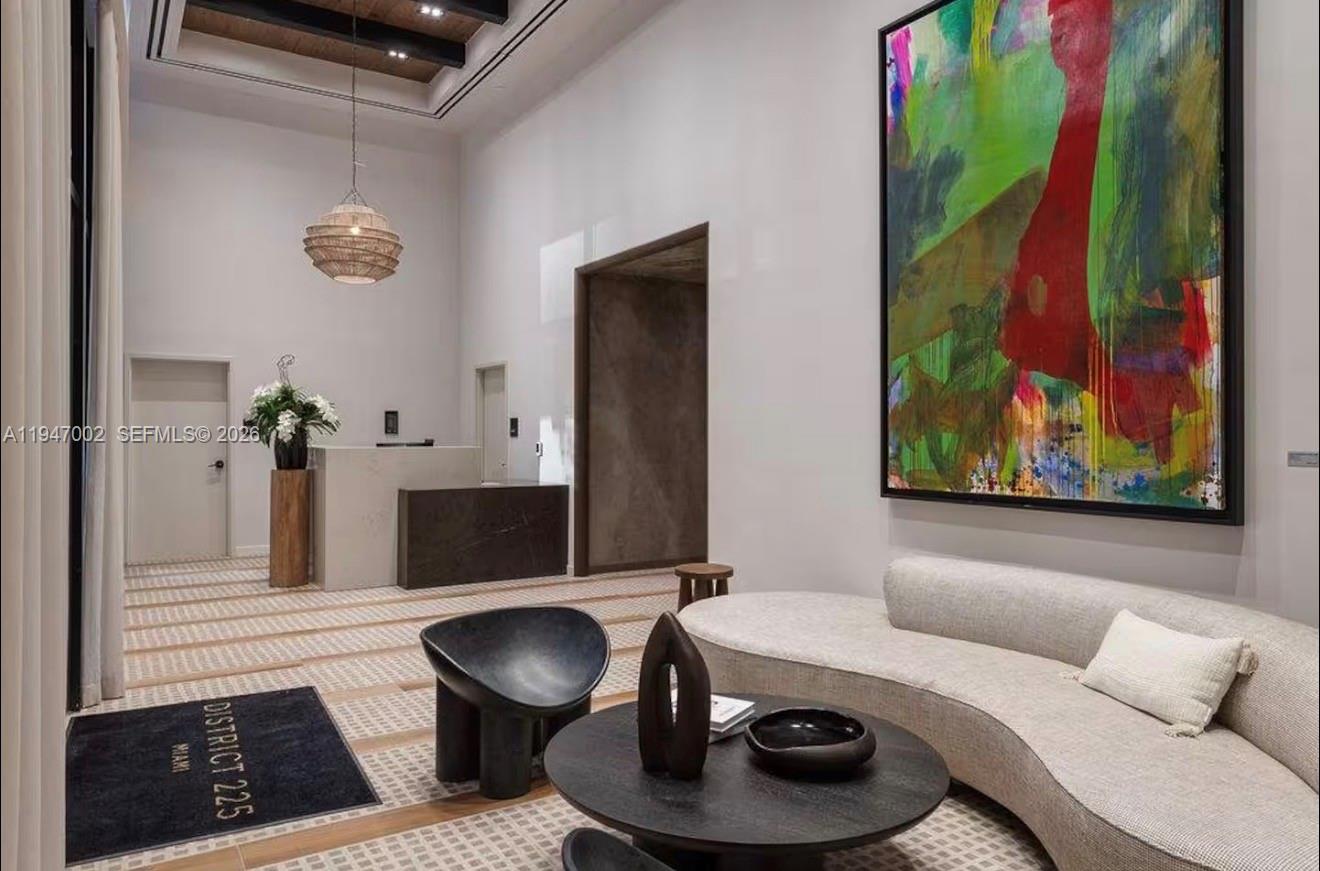 225 N Miami Ave #1102 Miami, FL 33128